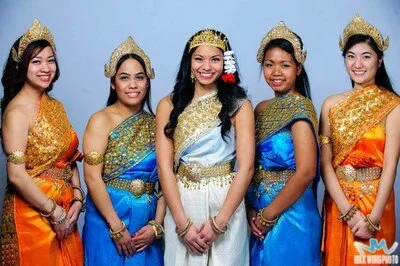 KhSA Blessing Dance performers. Photo Credit: Nikk Wong Photo