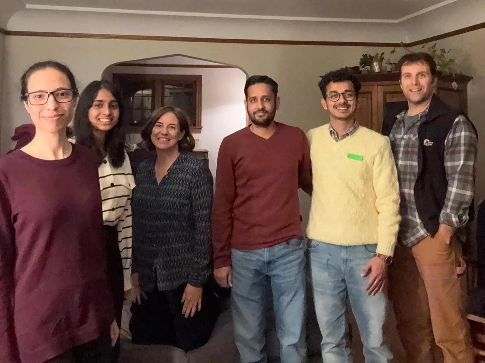 Celebrate Thanksgiving with FIUTS – Hosts and Students Welcome!