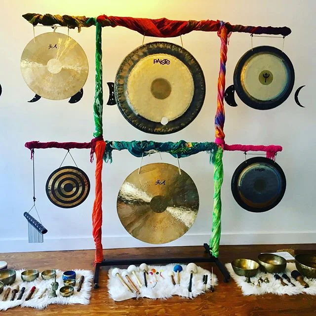 Look at this fabulous set up, What an incredible gong bath this morning in Camborne with the magical @elkernesto 🙏🏼 thank you for sharing your magic &amp; raising the vibration of ekam &amp; Camborne. 🕊
