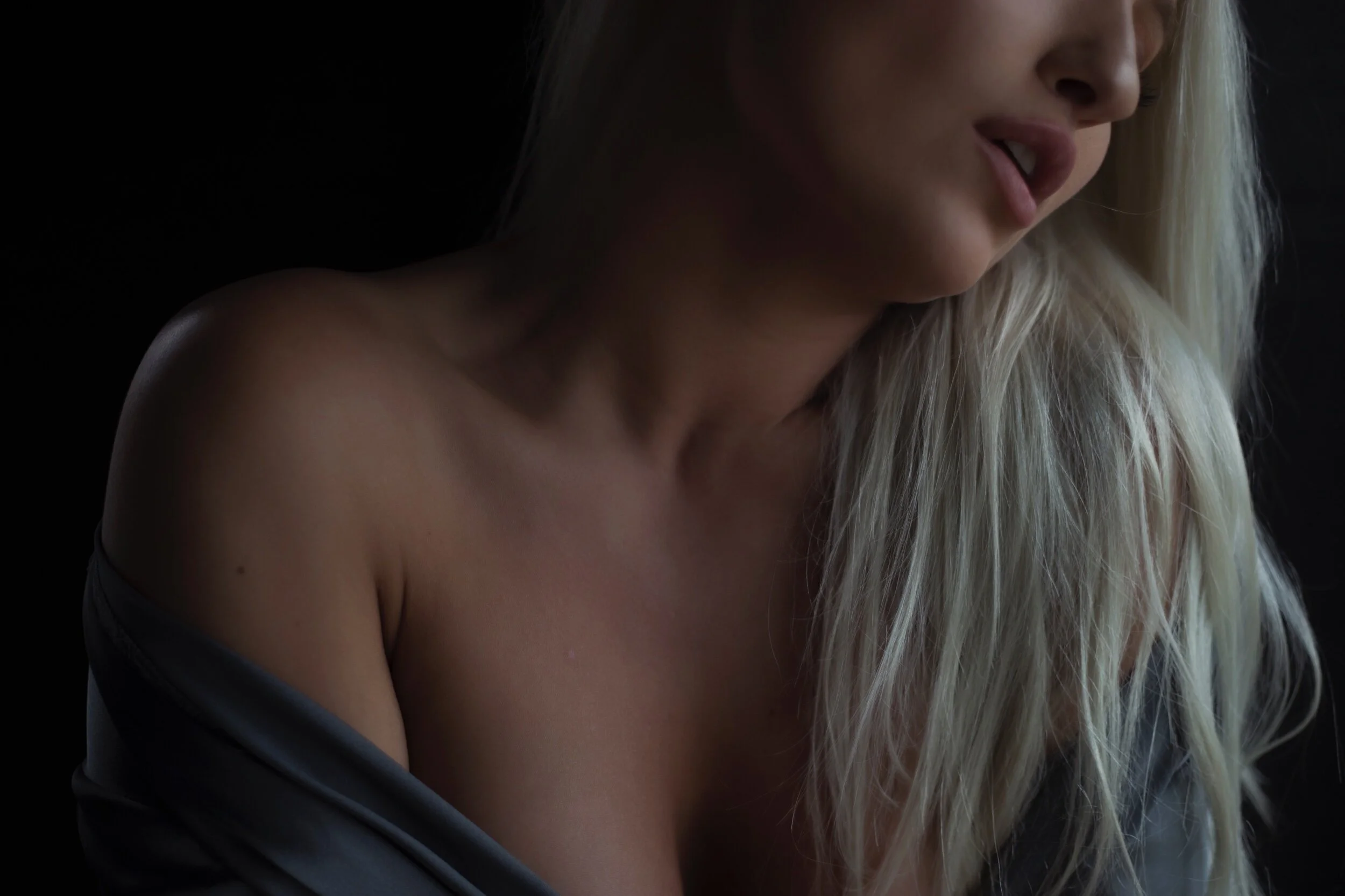 Filled with Light | Kansas City Boudoir Photographer