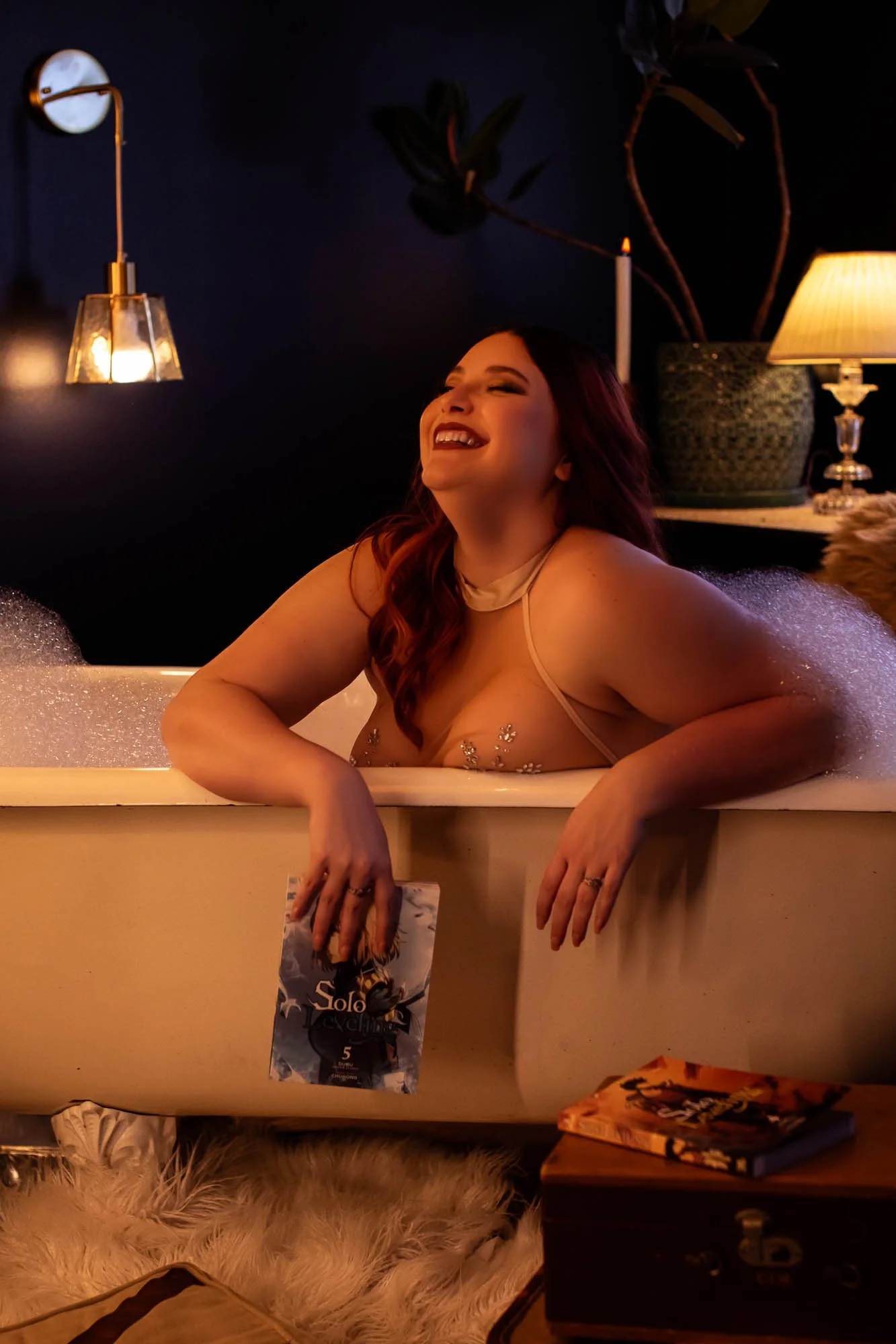 From Insecure to “Damn, That’s Me!” — A Boudoir Glow-Up Story
