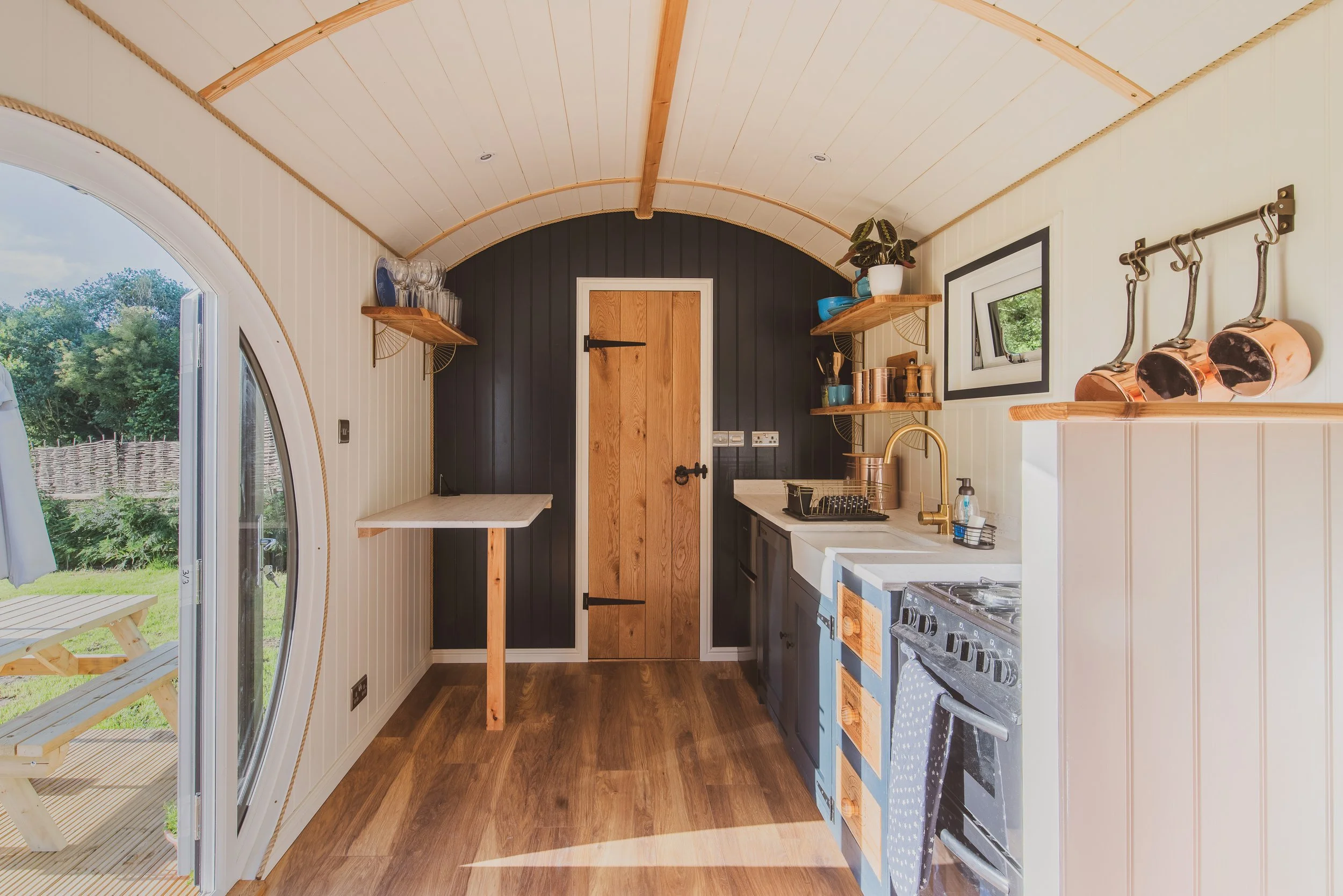 The Hideaway HR-41.jpg