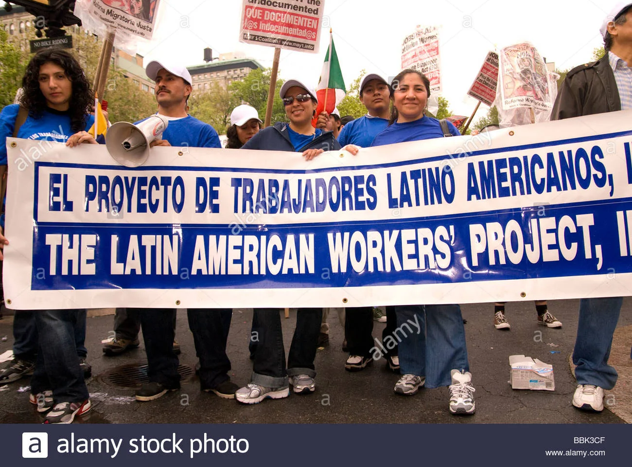 immigrants-march-for-amnesty-equal-rights-legalization-racial-equality-BBK3CF.jpg