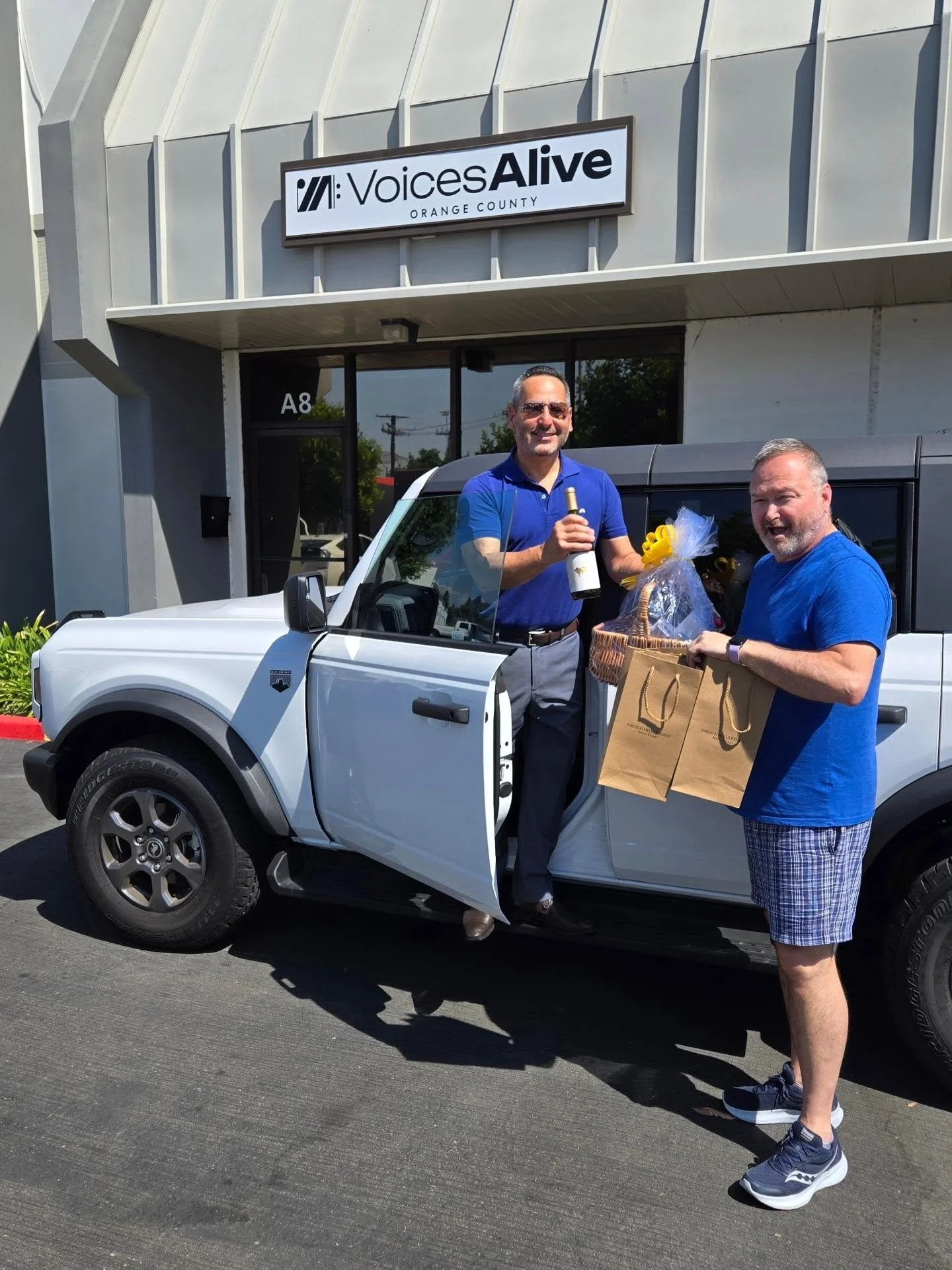 A @voicesaliveoc board member, Michael Cornett, taking a quick break from his busy day to drop off even more auction items for our upcoming Gala on Saturday, October 3. 

Join us for an elegant evening as we celebrate 25 years of MenAlive! You should
