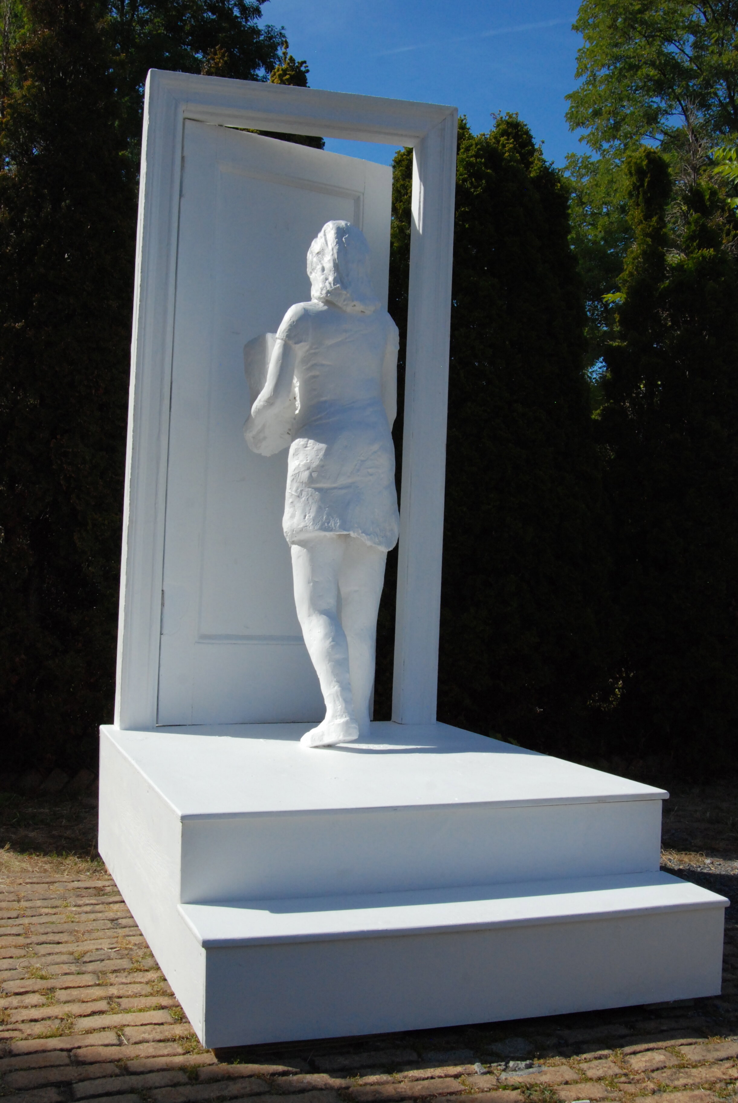 PP6_A Barthemes Sculpture.jpg