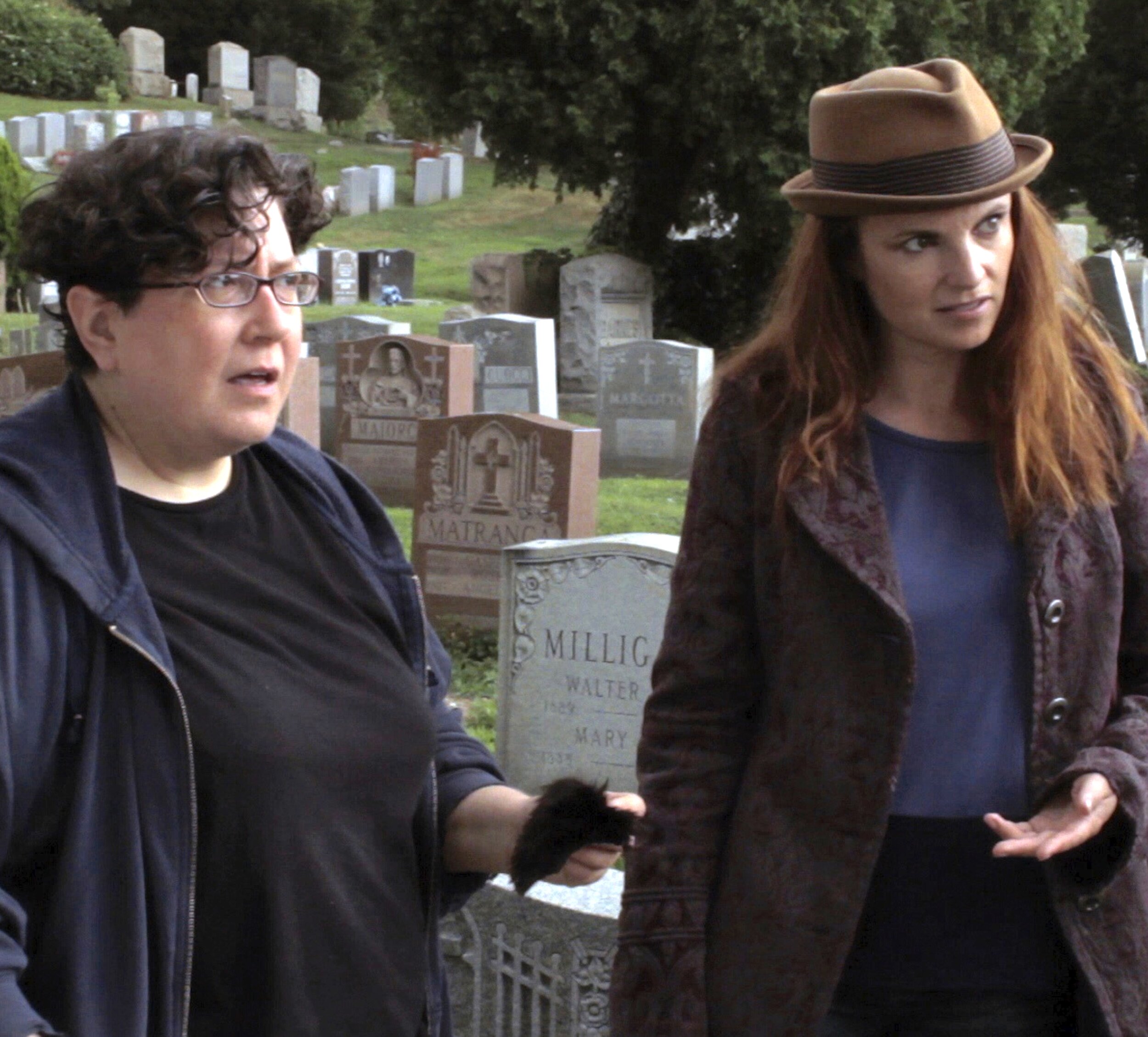 TheFoxyMerkins_Cemetery_LisaHaas_JackieMonahan_Photo_by_AnnaStypko.jpg