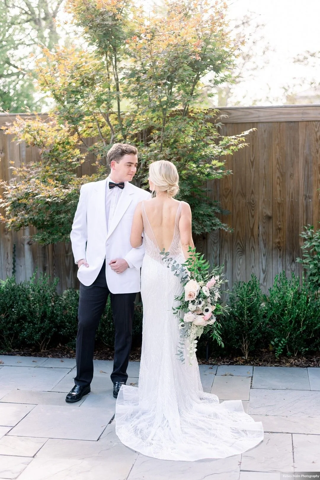 European-Inspired Intimate Garden Wedding_Kelsey Halm Photography_563KingStyledShoot_Web (251)_big.jpg