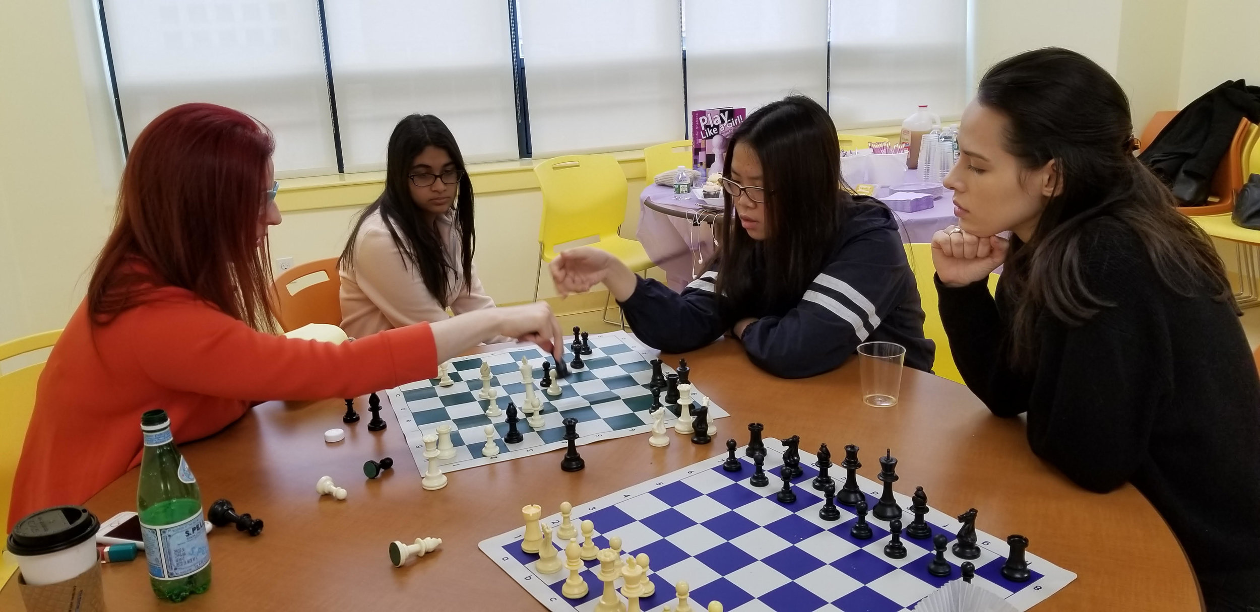  Woman Grandmaster and former U.S. Women’s Champion Jennifer Shahade analyzes at Magnus League 