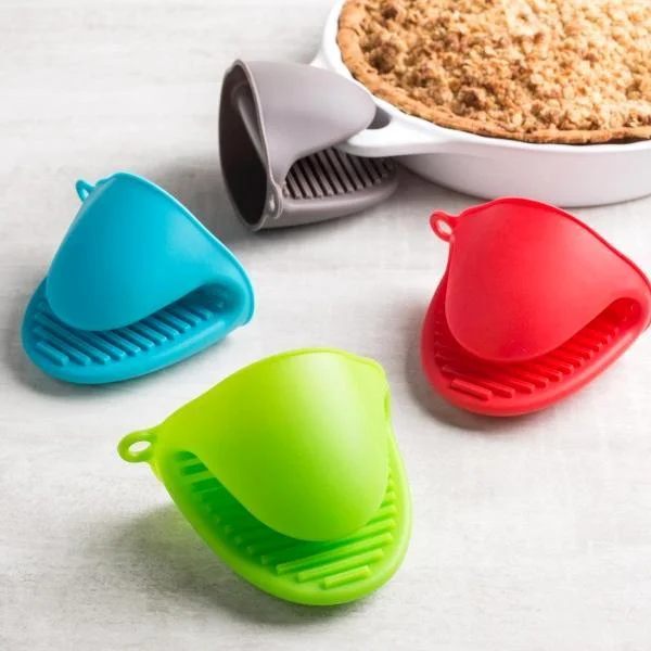 The ridiculous claw-like over mitts I used to take the flimsy pie out of the oven. Photo source is here.