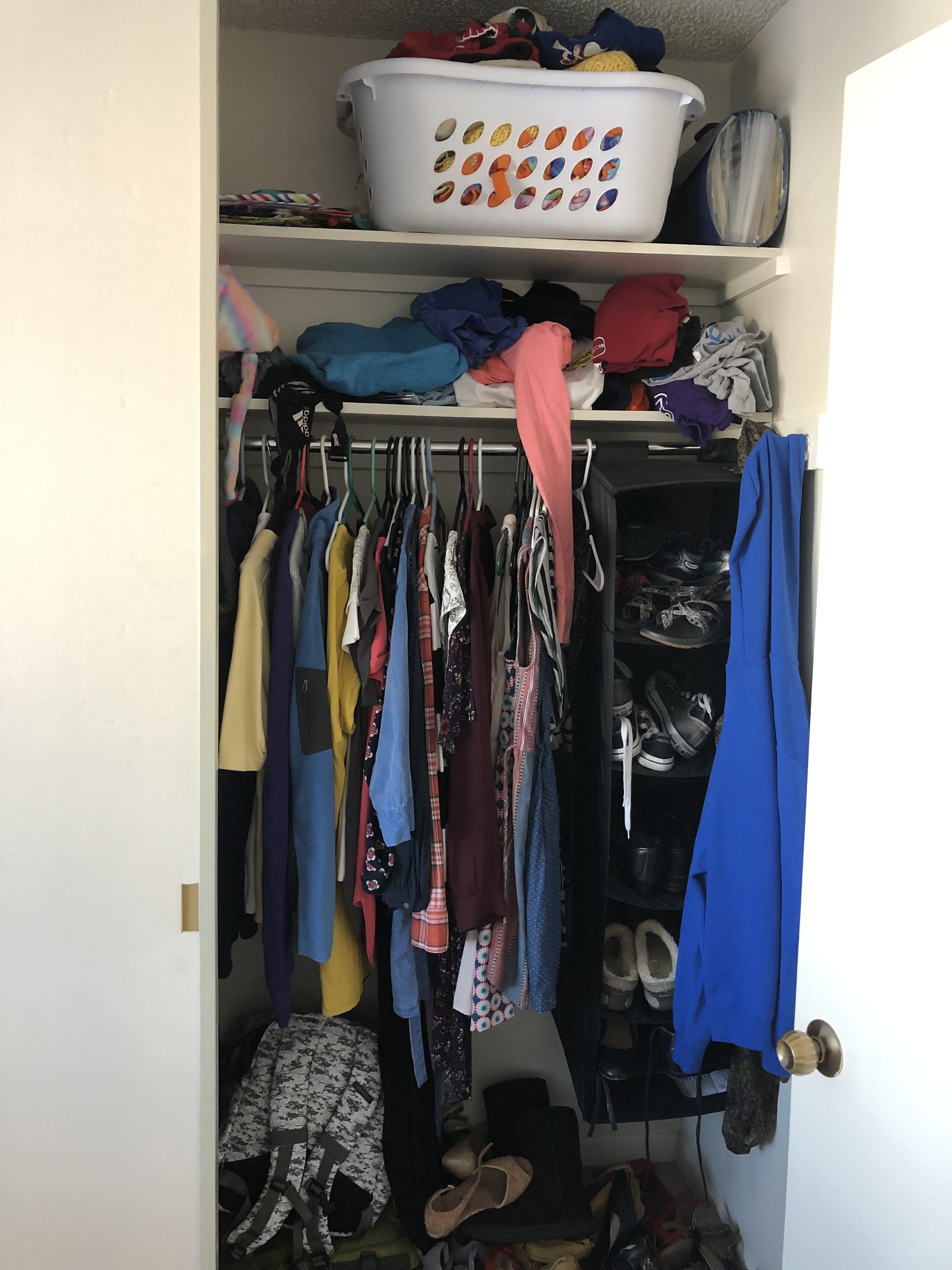 second bedroom before.jpg