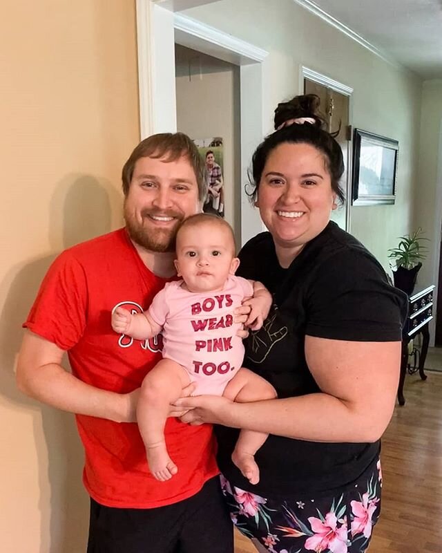 Gender reveal... but a year later with the baby!
👶🏻
Swipe for the orginal... and for what we think we looked like pre-quarantine? We don't even know anymore!