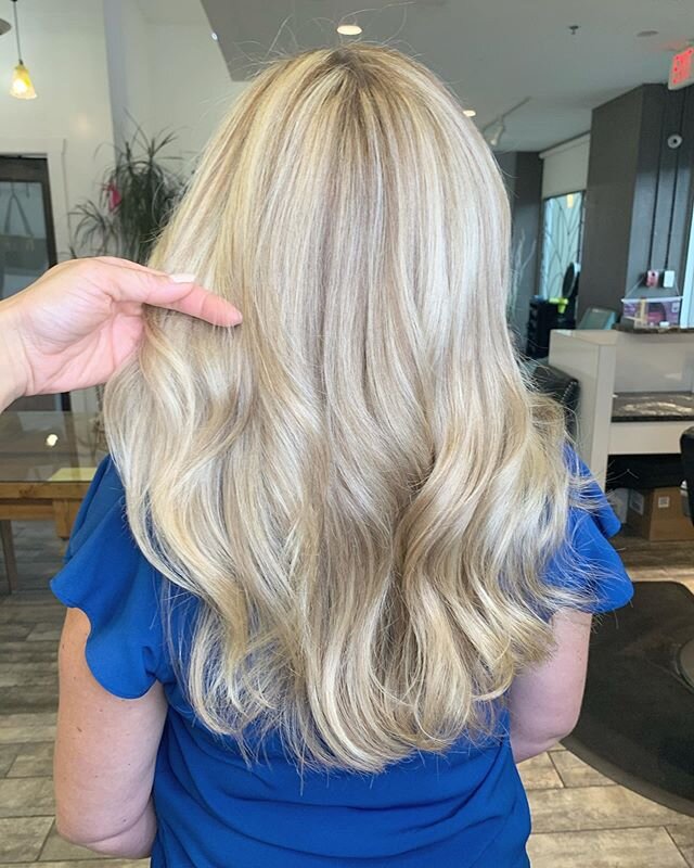 Blonde✨ready for summer
#planethair#blondehair #instagood#momlife#fitness #burnabyheights