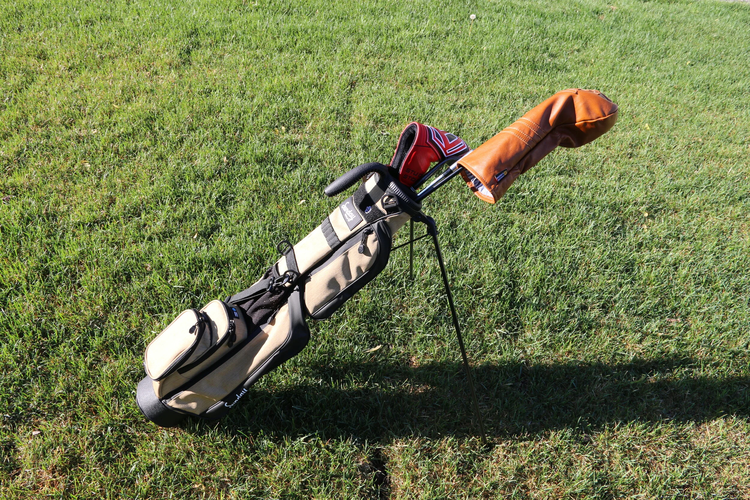 REVIEW Sunday Golf Loma Bag