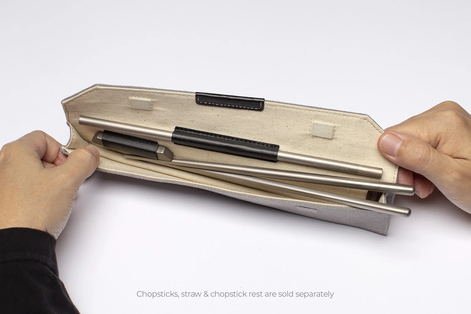 Deluxe Pouch Titanium 2 Shop.jpg