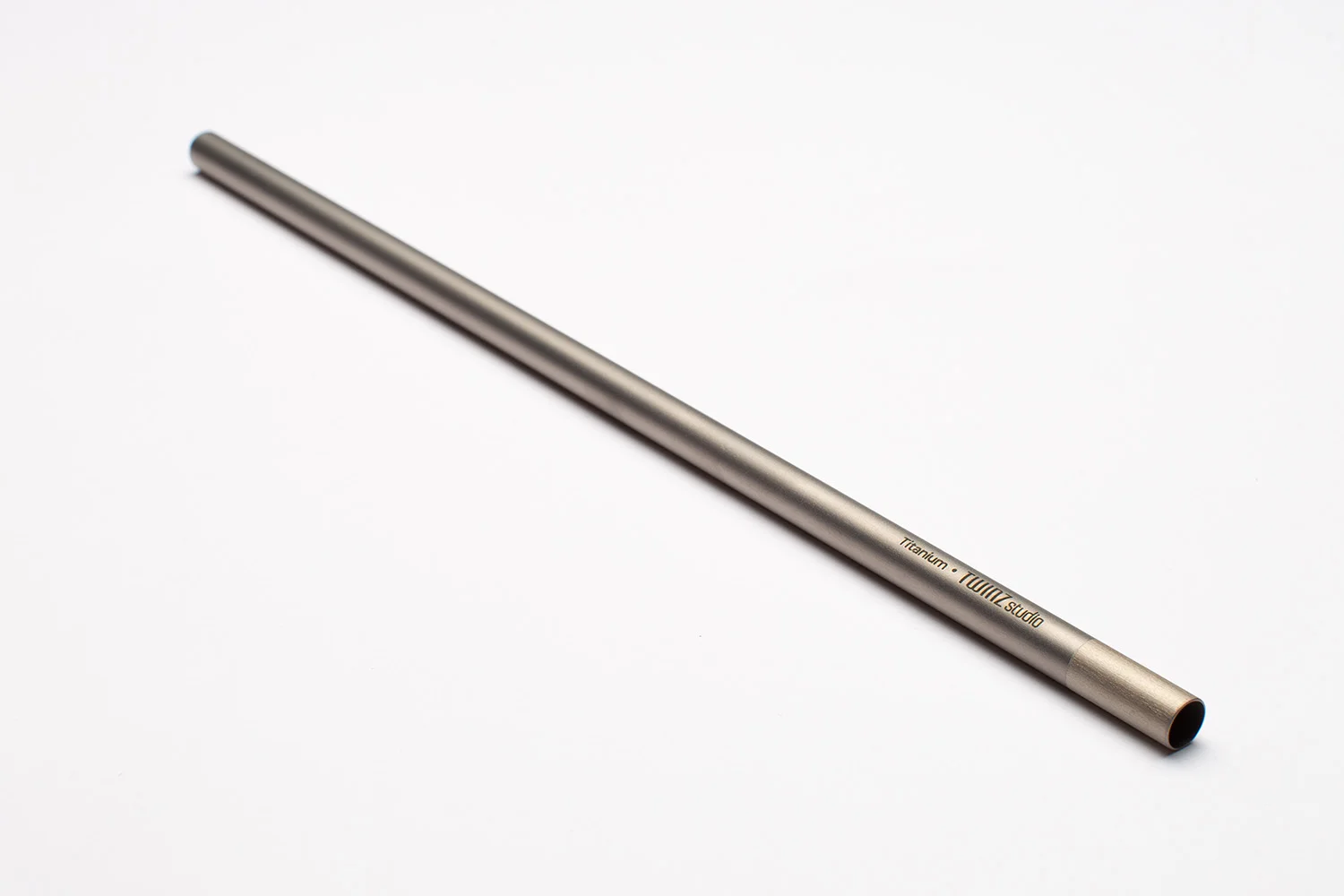 Straw Titanium 2 Shop.jpg