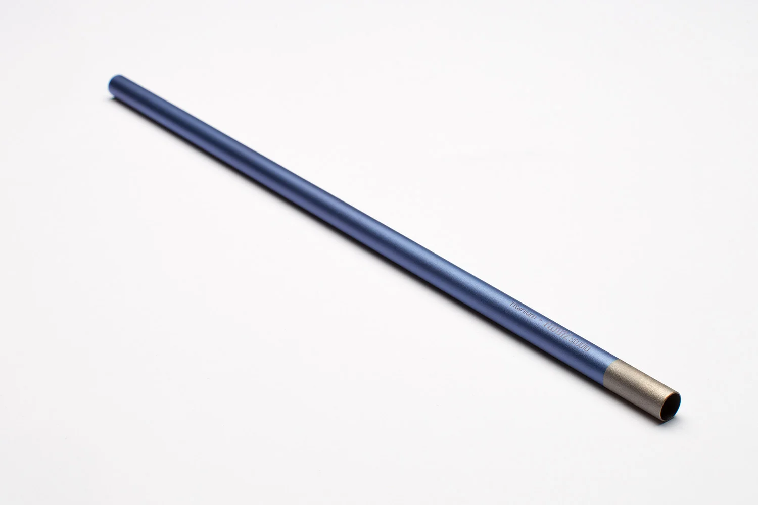 Straw Blue 2 Shop.jpg