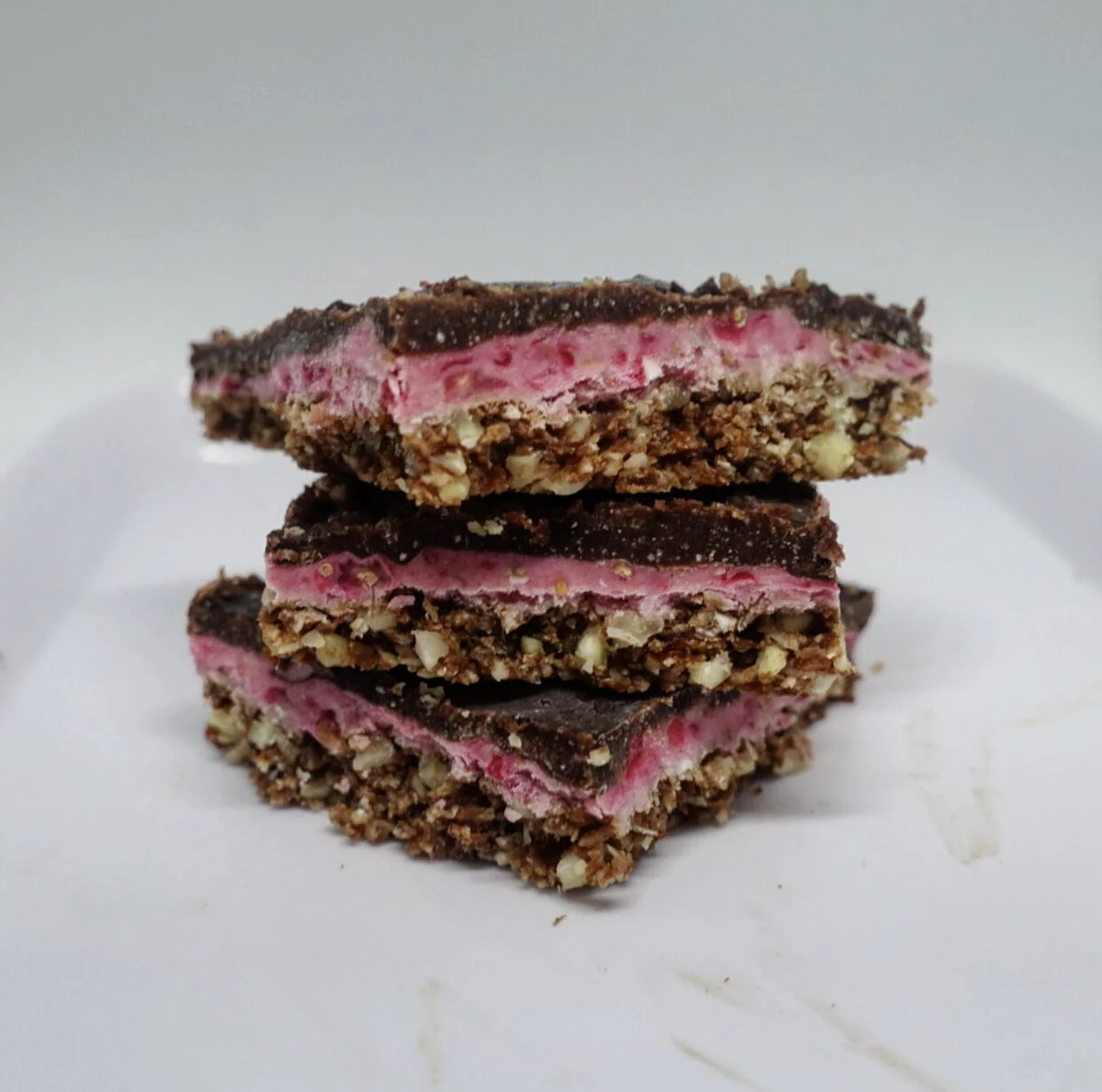 CHOCOLATE RASPBERRY SLICE