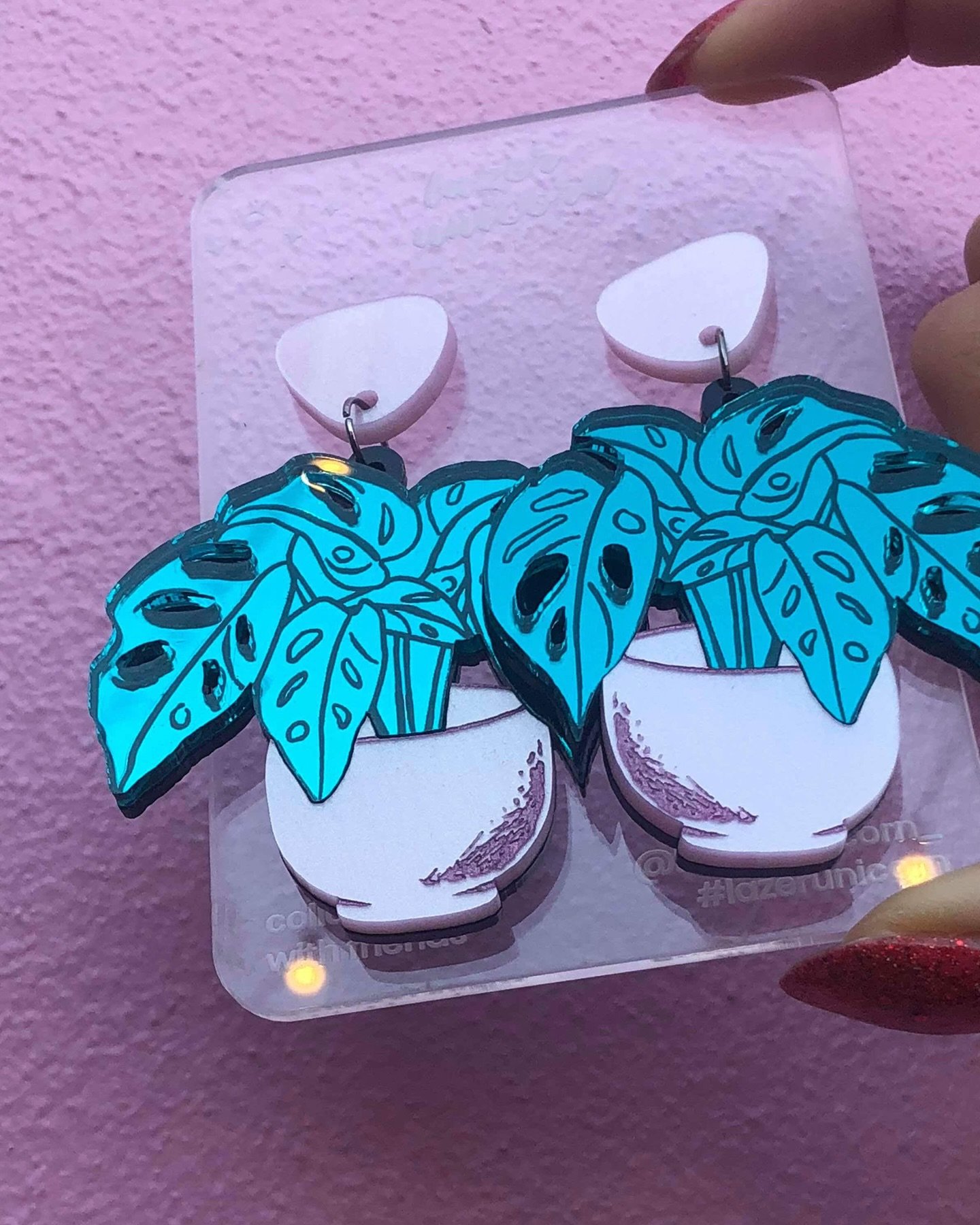 One more sleep until we arrive at @midtown.centre for a plant filled Christmas market 🎄

Our talented pal @lazer_unicorn_ will be bringing their designer acrylic earrings and we can&rsquo;t wait to see what they&rsquo;ve been working on ✨

@the.plan