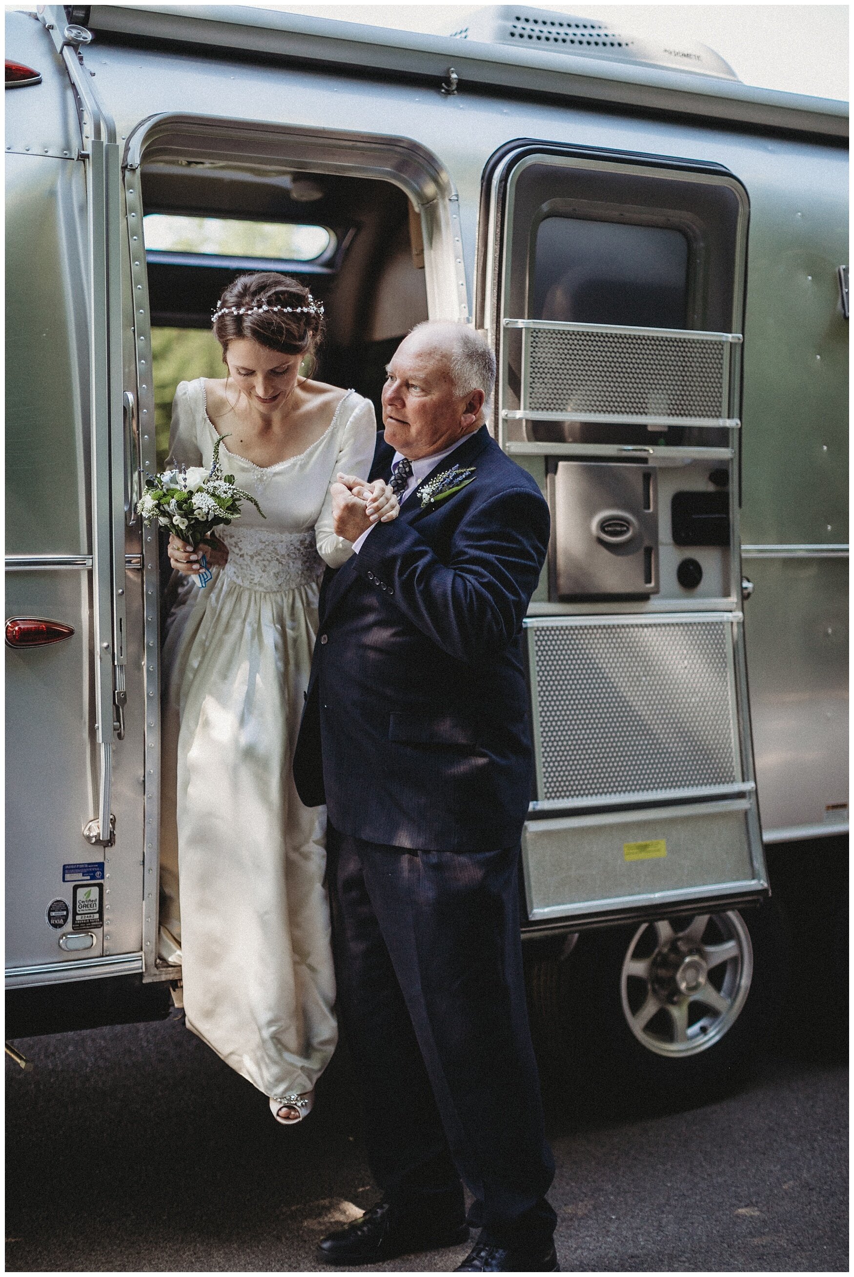 Intimate Midwest Elopement Wedding -20.jpg