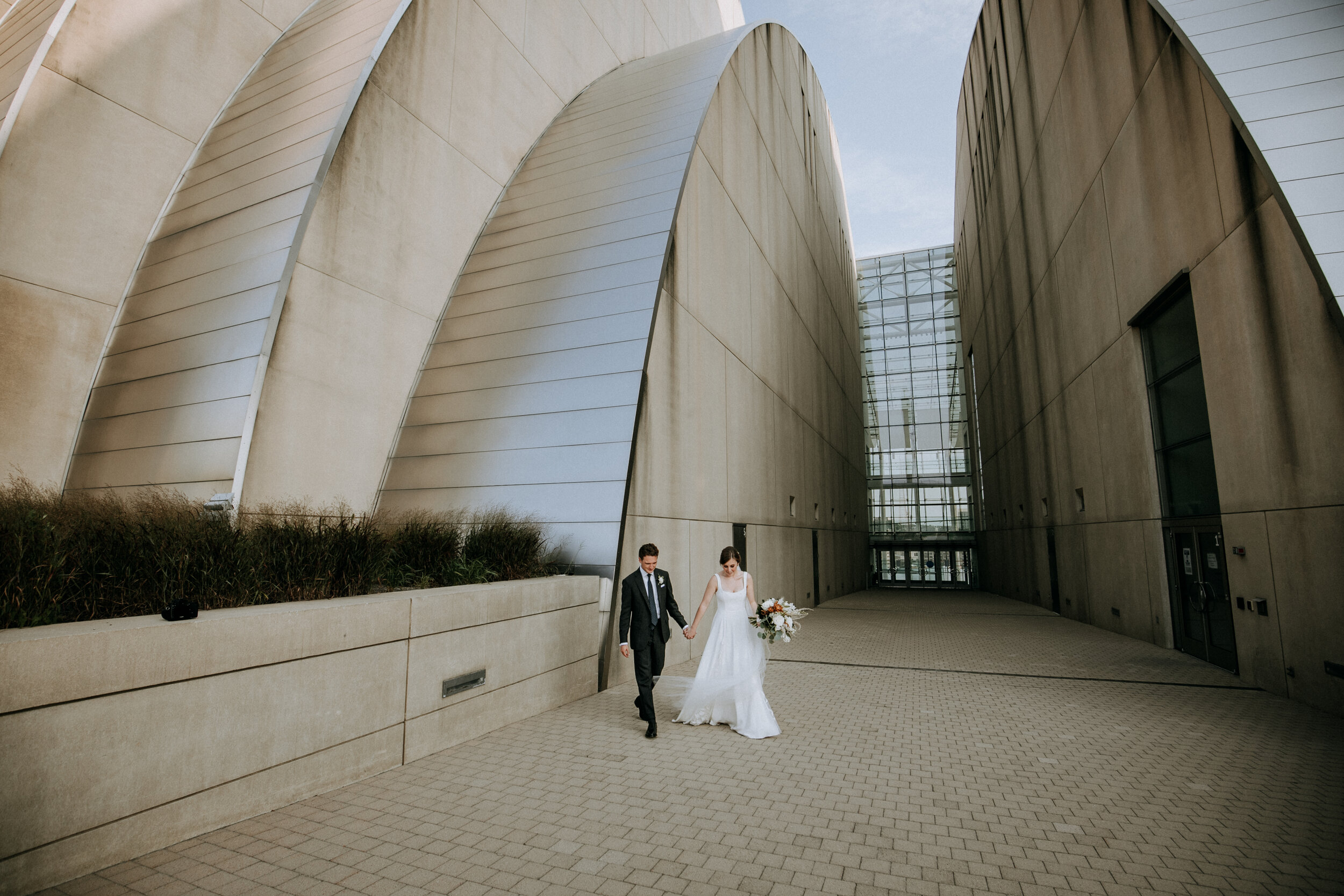 Kansas City Mo Pilgrim Chapel wedding -57.jpg