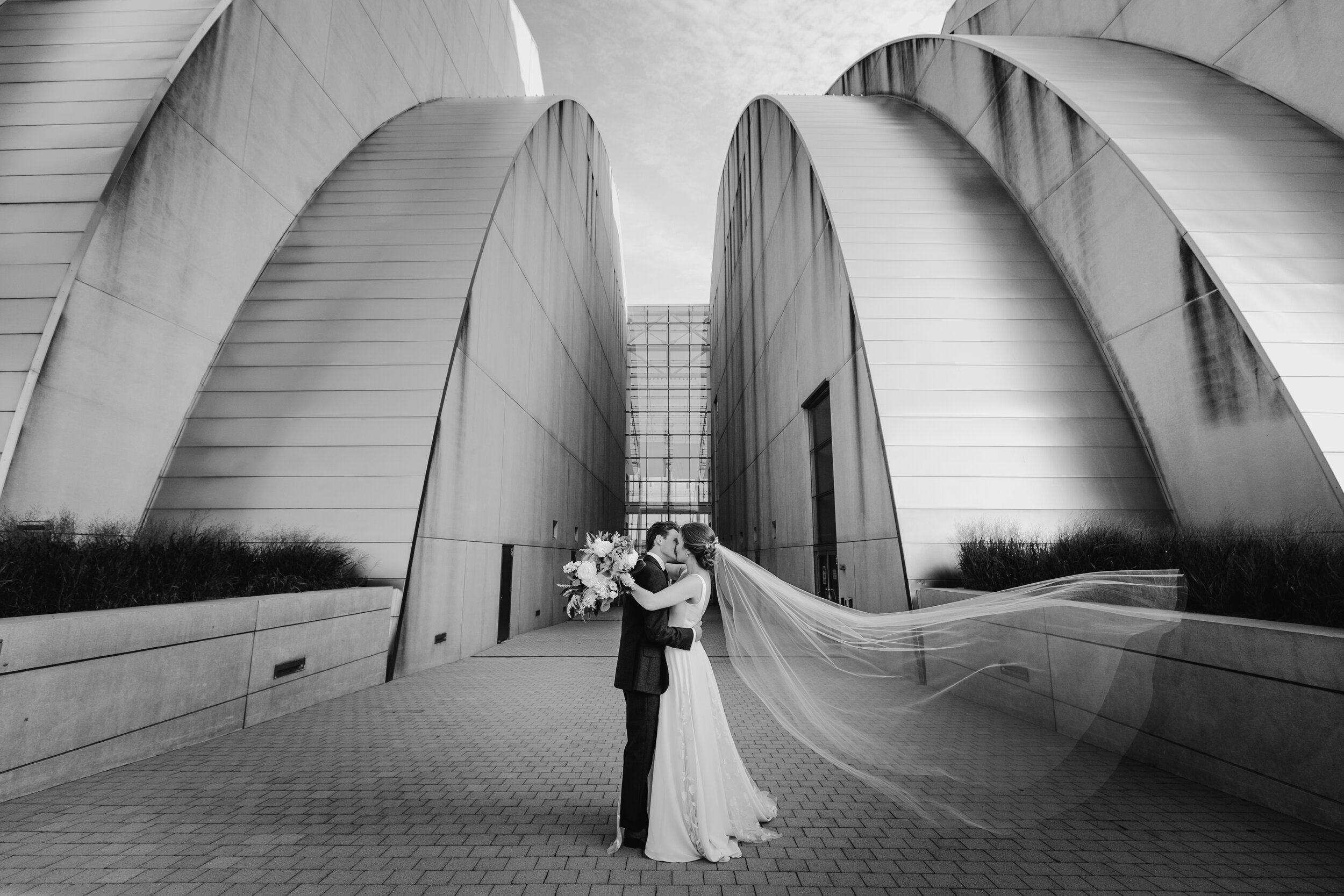 Kansas City Mo Pilgrim Chapel wedding -63.jpg