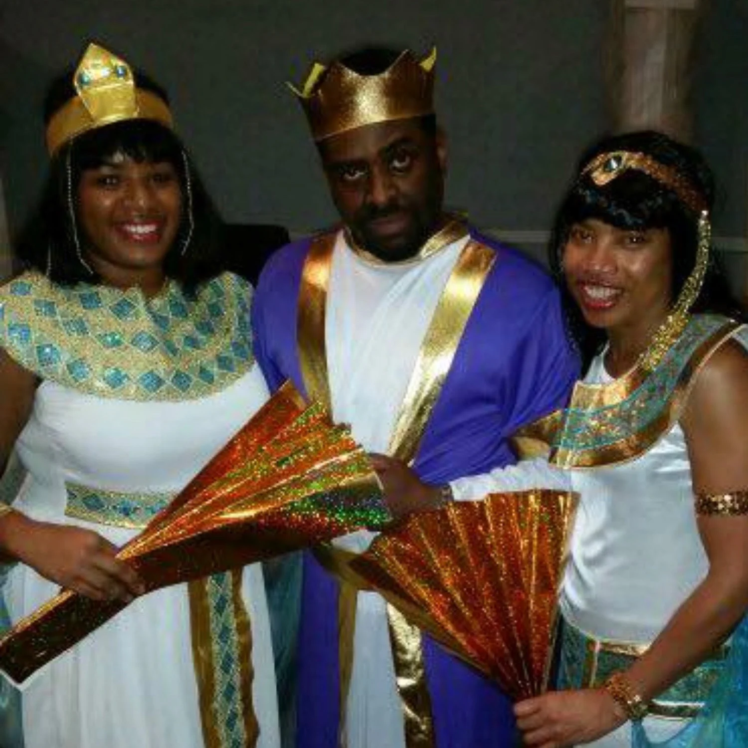 minister-dianco-holder-candid-photos-diancoholder.com-lamentation-to-laughter-ministries-3.jpg