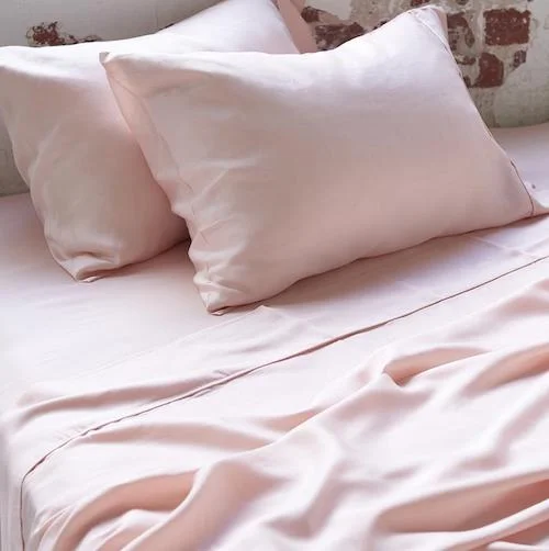 ettitude_organic_bamboo_lyocell_sheet_set_cloud_pink_1_800x800 (1).jpg