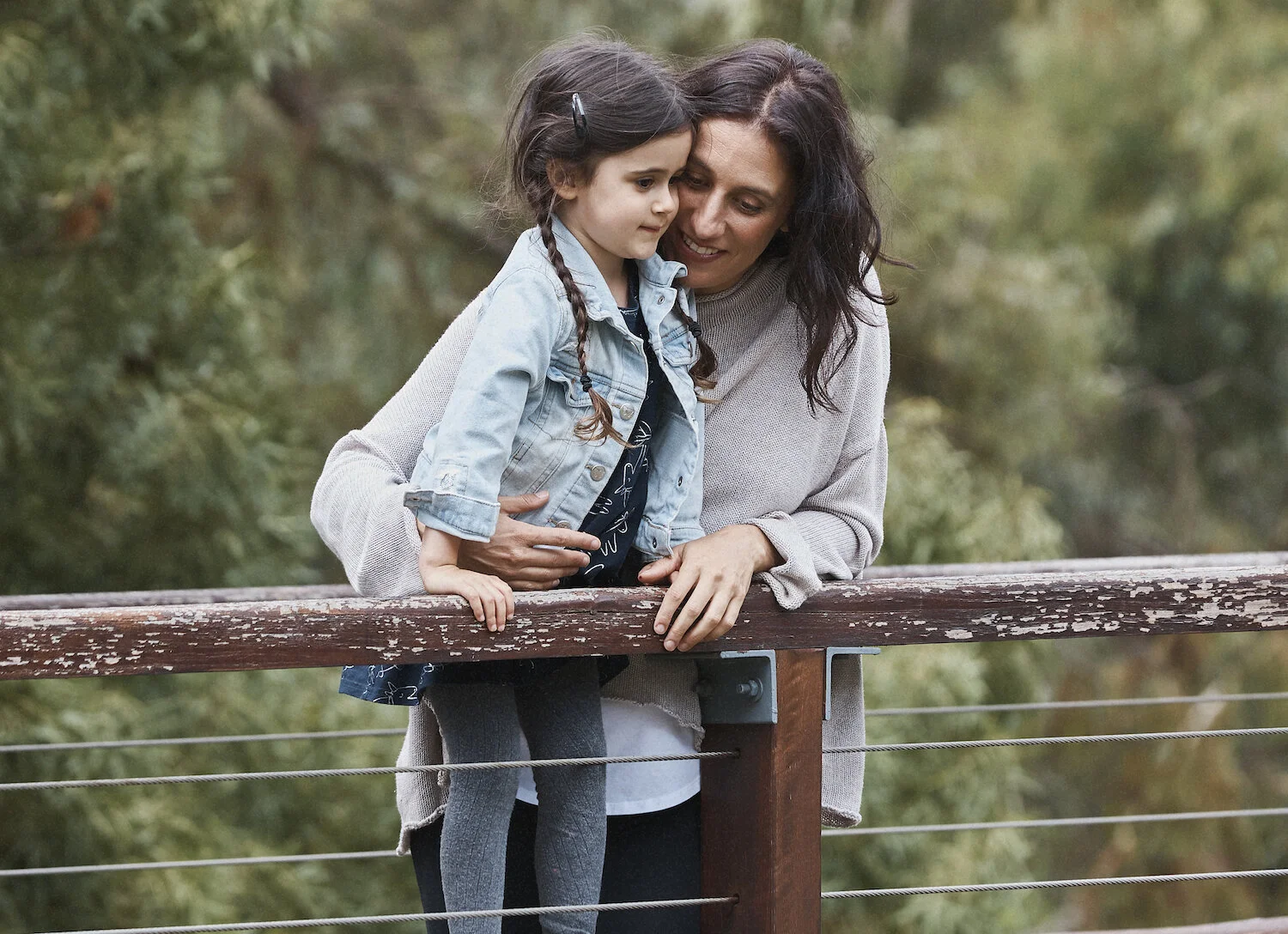 FINDING CALM: HOW TO MANAGE PARENTING OVERWHELM 