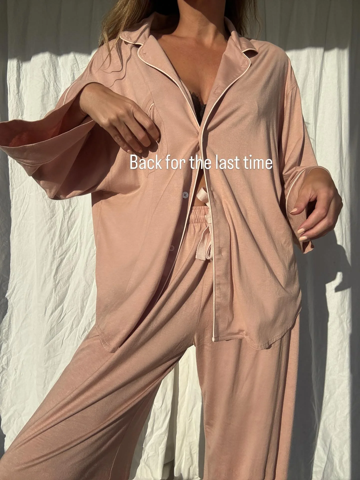 Dusty Rose is back&hellip; one last time.
Our original bamboo set. The one I&rsquo;ve worn more than anything else we&rsquo;ve ever made.

Over 1,000 pairs sold.
Restocked again and again.
Always the one you come back for.

This final drop is slightl