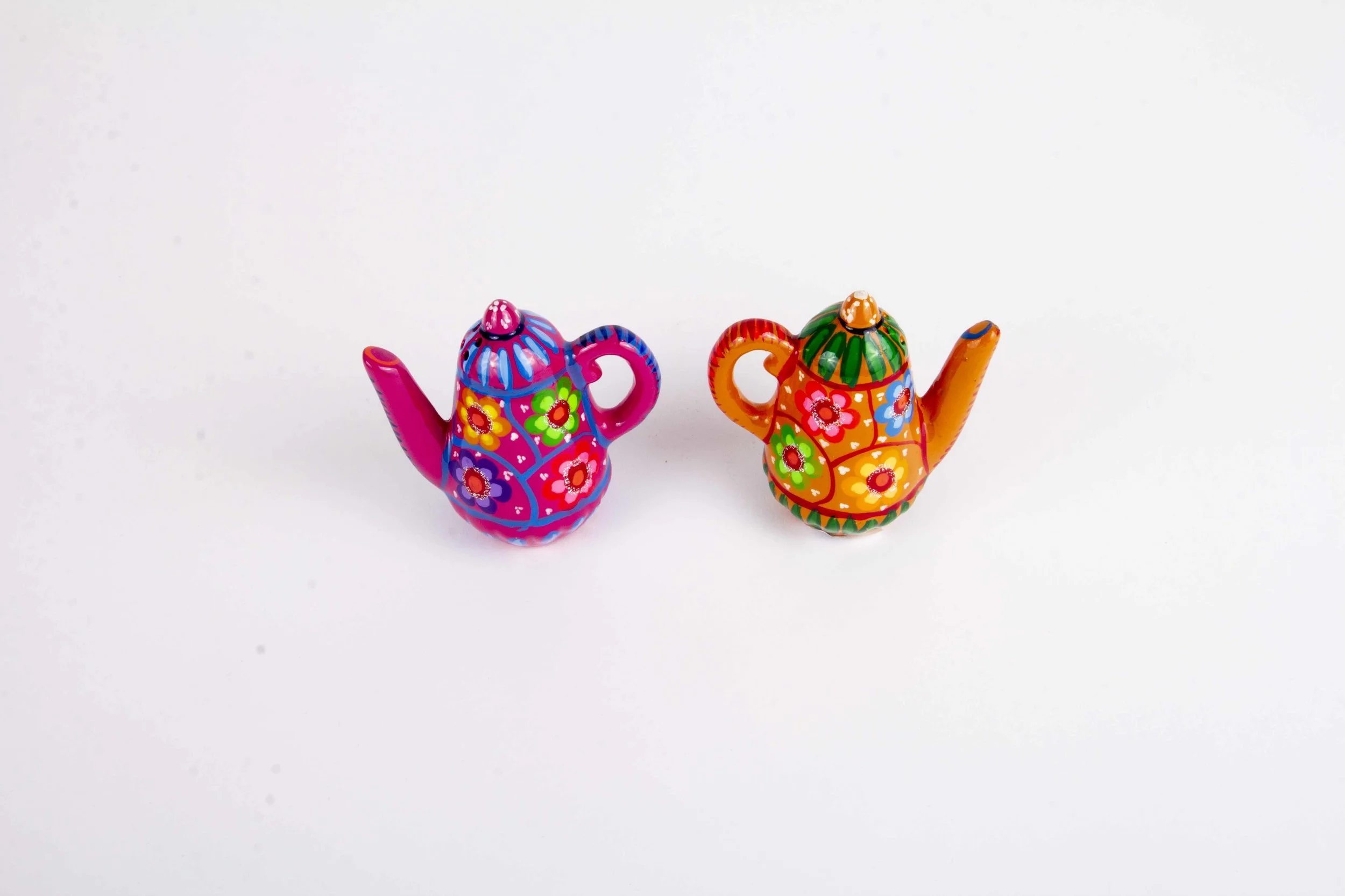 snpshaker_teapots_02.jpg