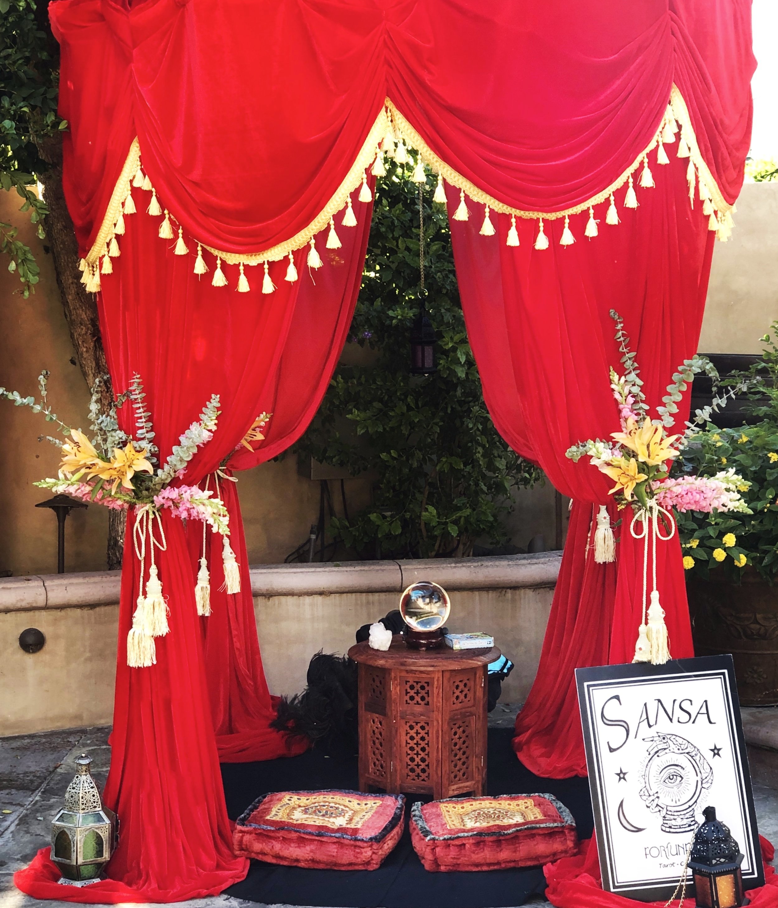 Red Velvet Round Tent