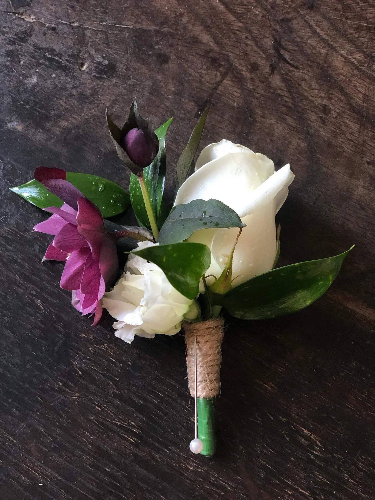 Roses &amp; Hellebores, my favourite flowers in a Buttonhole @clearwellcastle - #buttonholelove 💕 .
.
.
#weddingflowers #thecotswolds #gloucestershire #warwickshire