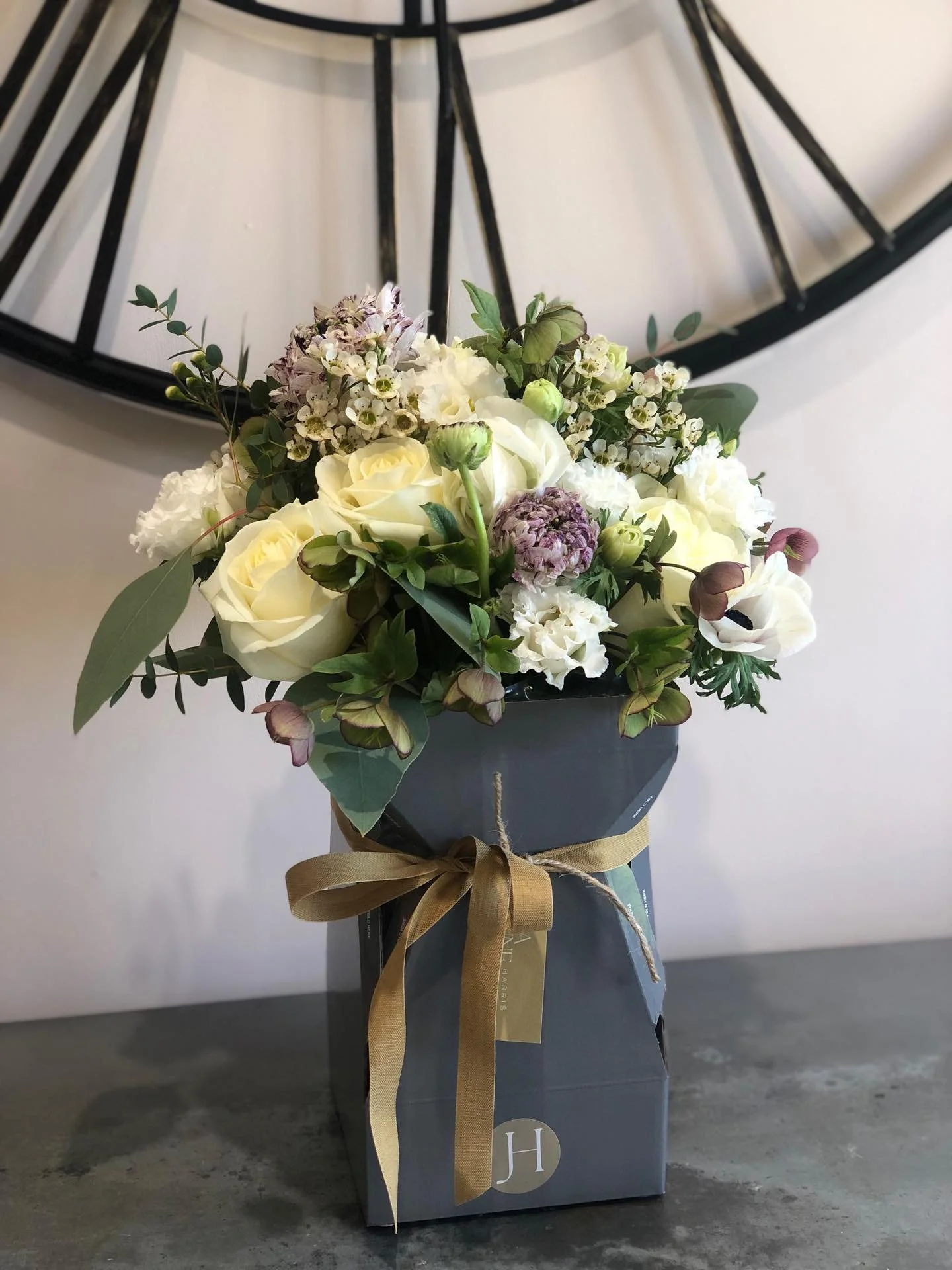 Could a Gift Bouquet BE any prettier&hellip; 💕
.
.
.
#jh_floraldesign #giftbouquet #gloucester #cheltenham #forestofdean