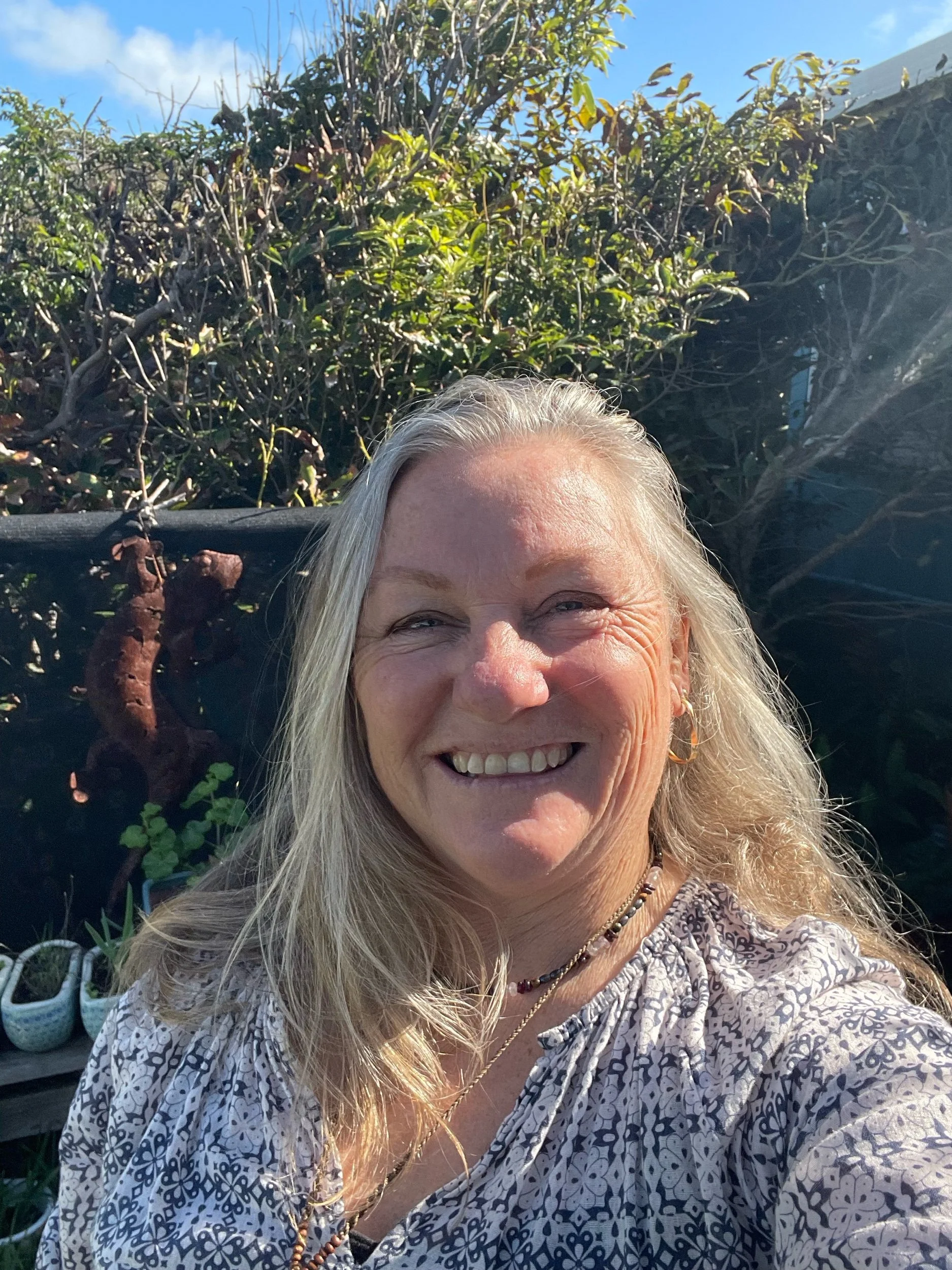 Book a free 20min chat with Sue