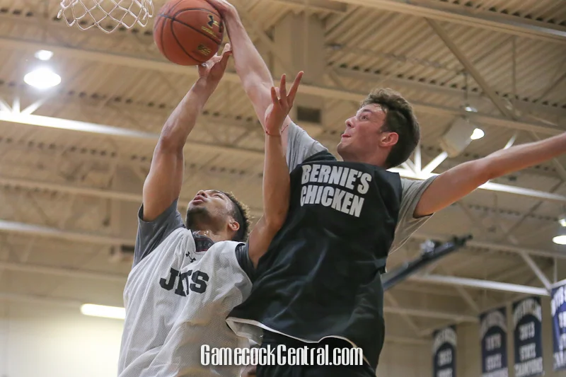 jair-bolden-is-fouled-by-nathan-nelson_42675121725_o.jpg