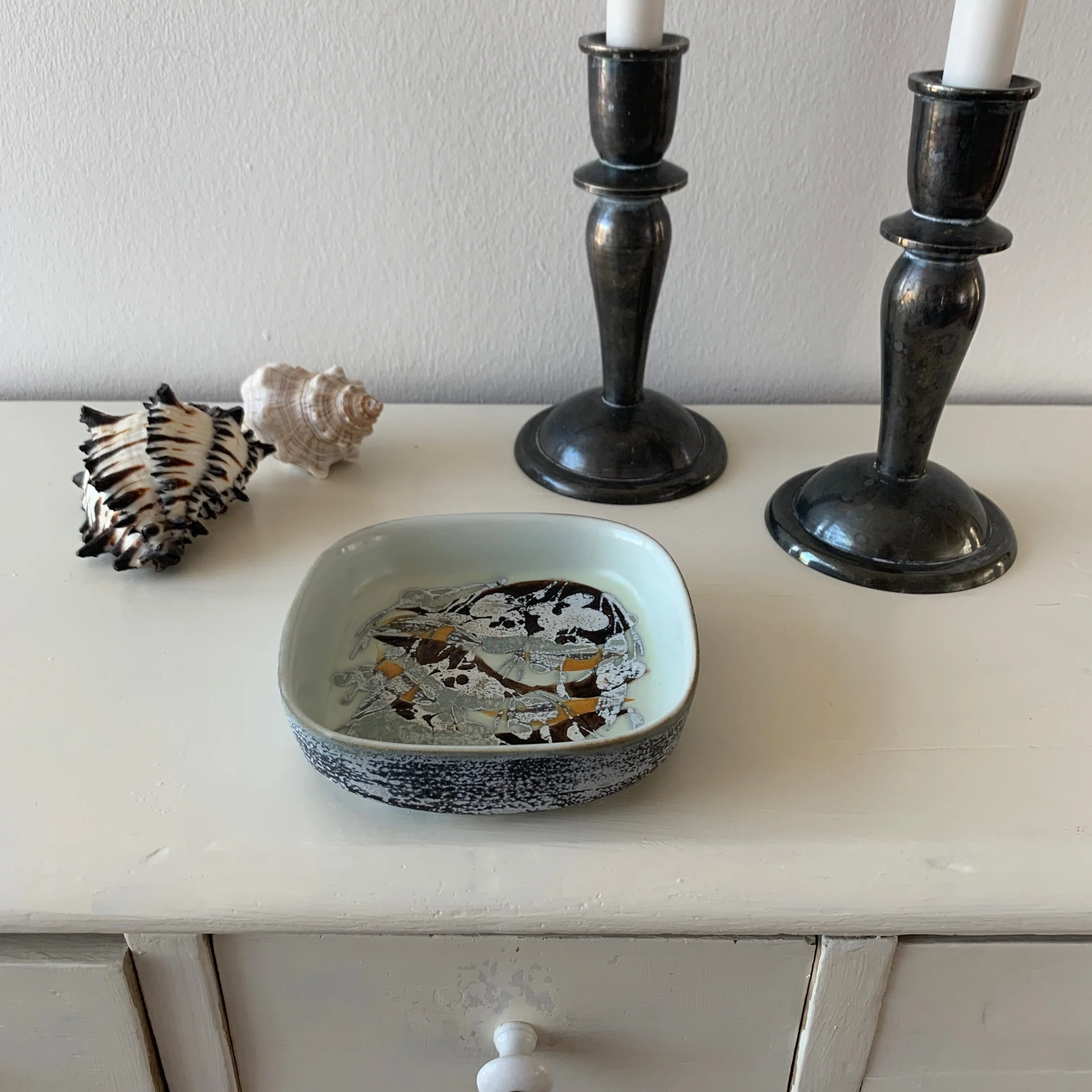 AF69E7A5-349F-4DE5-B5E8-37F359F10C87