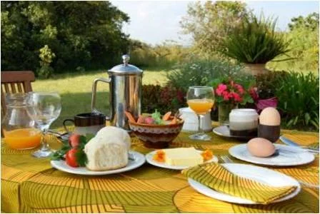 Breakfast at Kisolanza.jpg