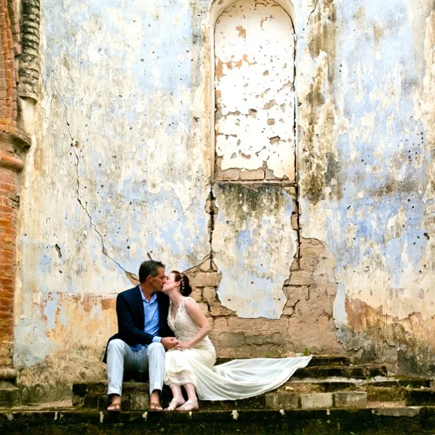 Lake Shore Lodge Tz - Lake Tanganyika - Special events - Wedding - A kiss at the alter.jpeg
