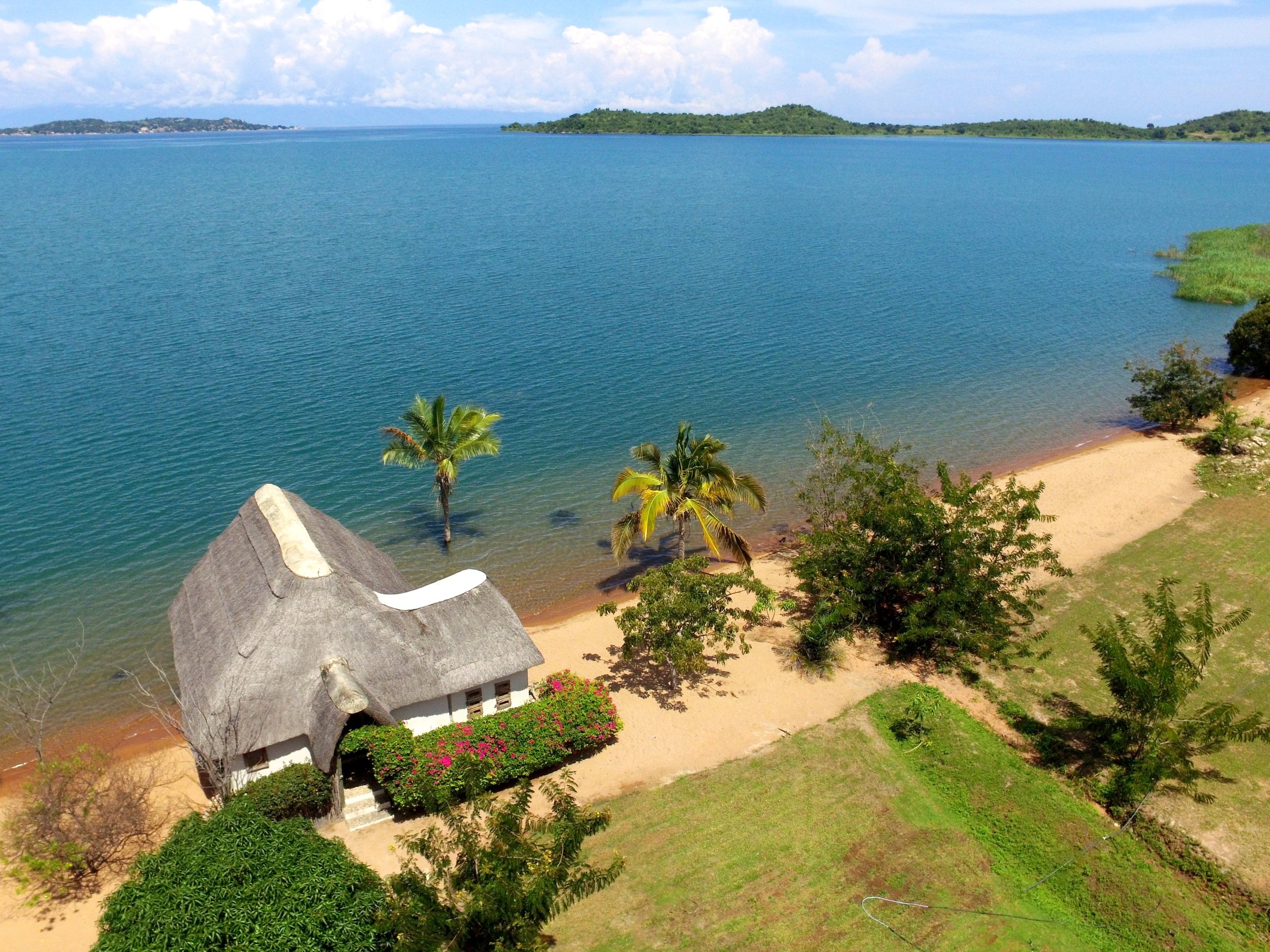 Lake Shore Lodge Tz - Lake Tanganyika - Chalet 6 looking towards the islands.JPG