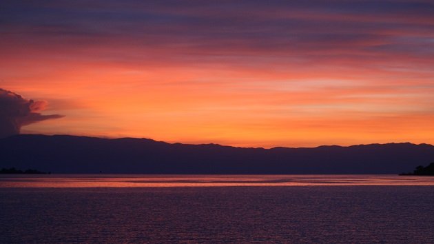 Lake Shore Lodge Tz - Lake Tanganyika - Activities - Sunset Cruise - Watercolour sunset.jpg