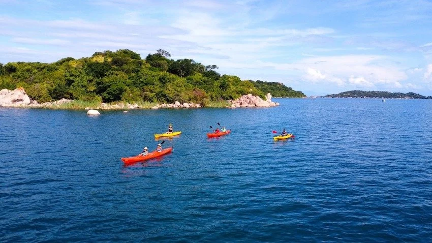 Lake Shore Lodge Kayaking in a group.jpg