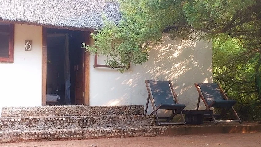 Luxury Banda spacious rooms with established gardens