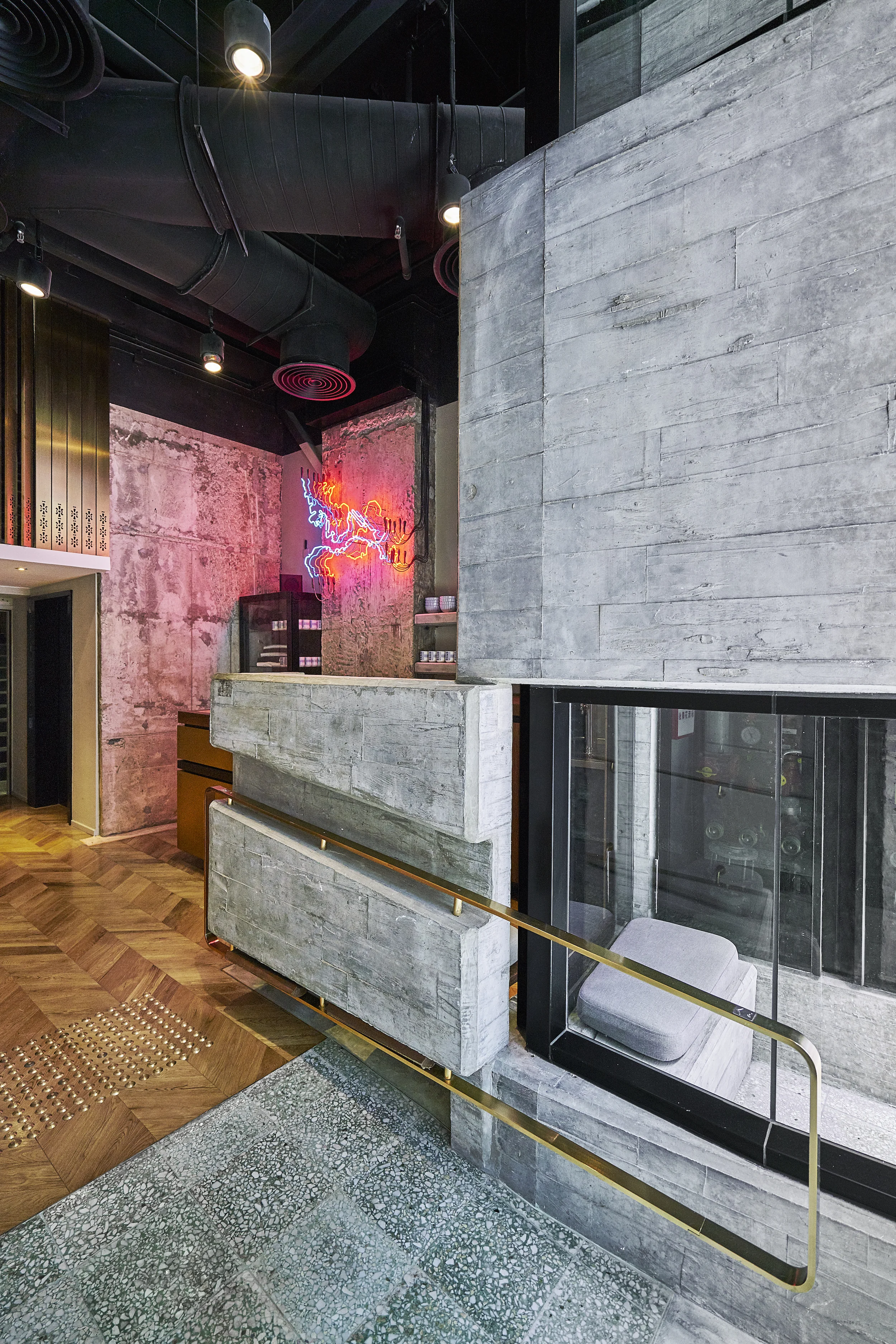 Tribute hotel, Hong Kong (2014)