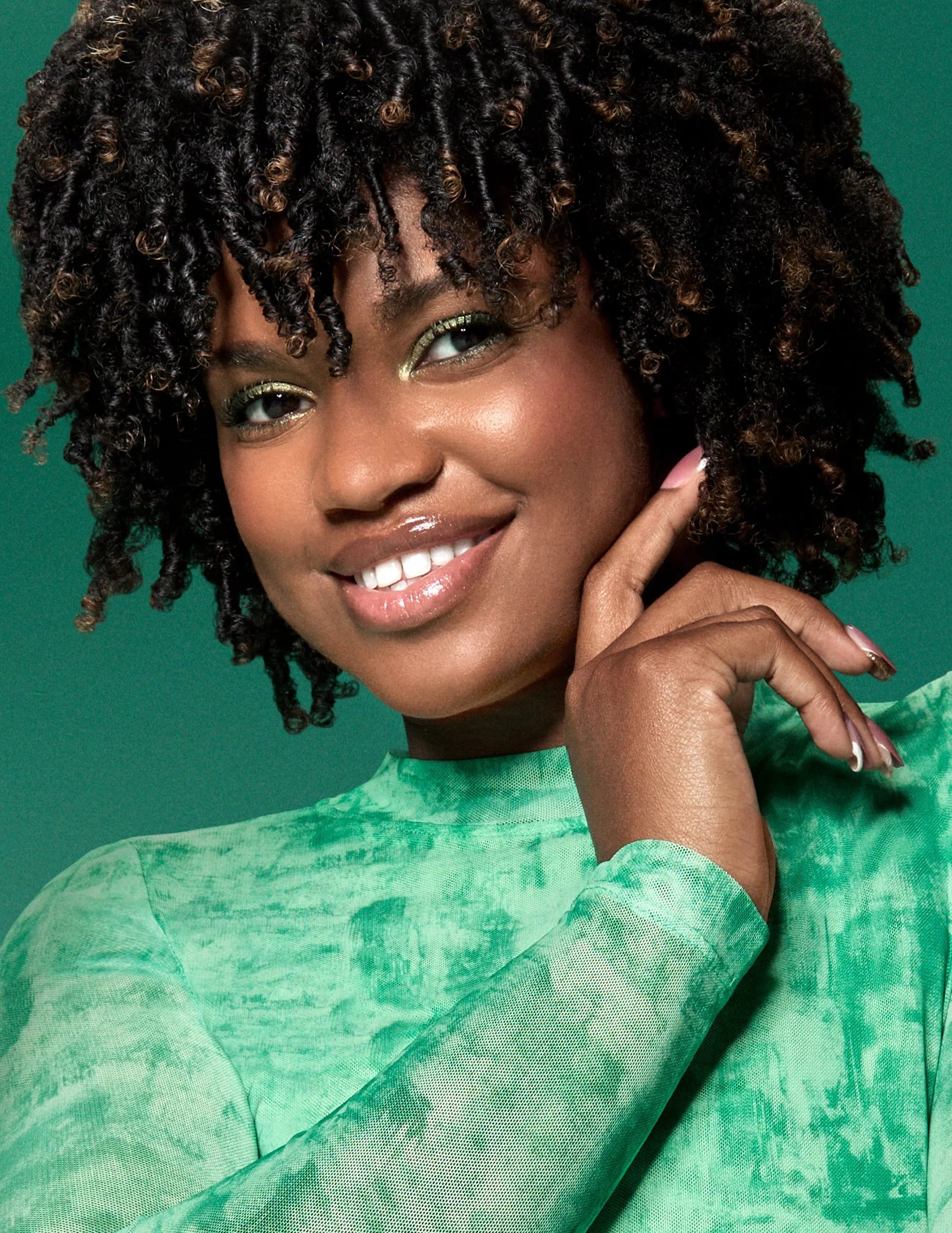 20241022_Amika_MMR_Capriotti_Stylized_BA_After_Tamia_Chaney_1415_Green_FINALrKimberCapriotti.jpg