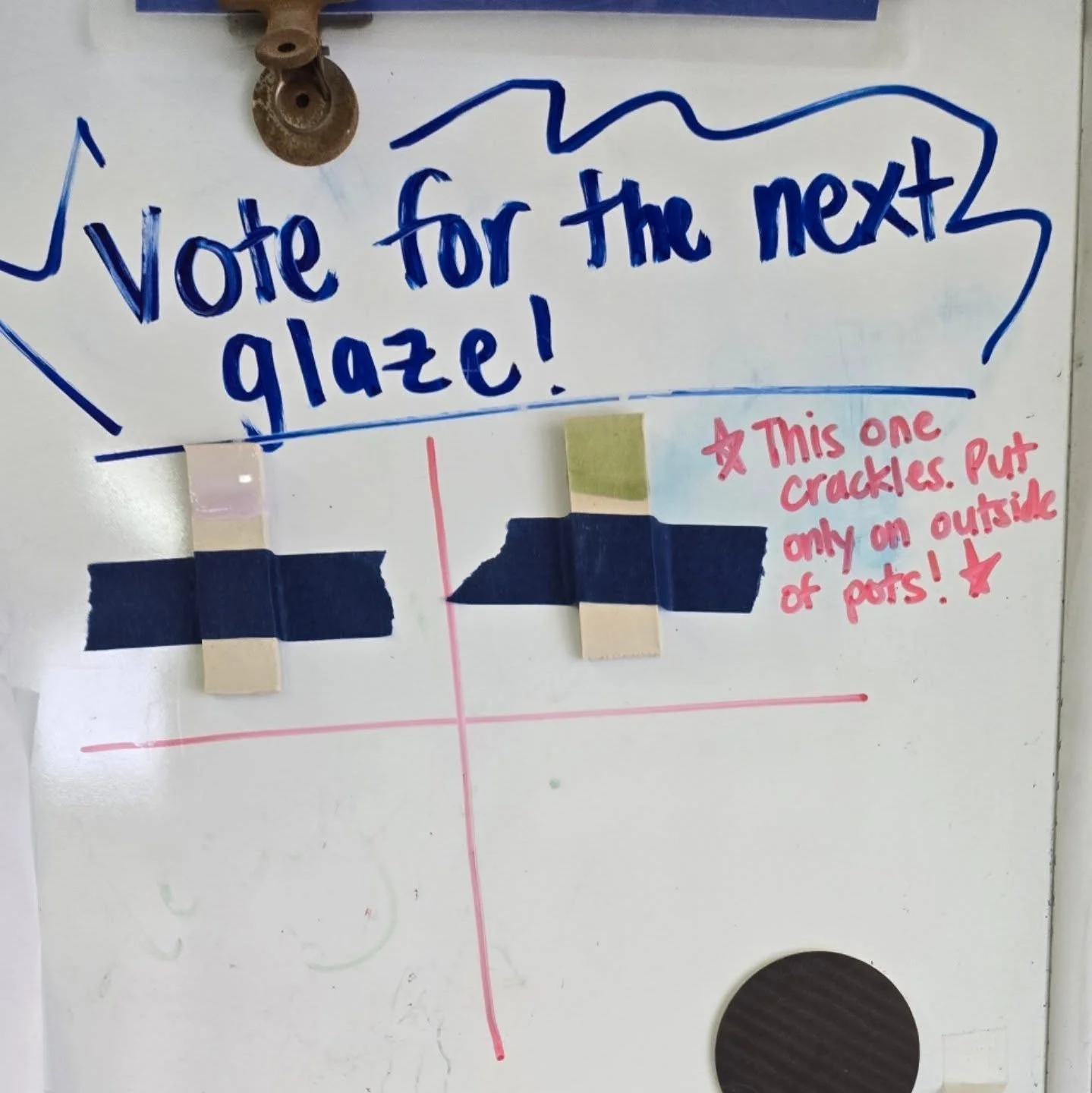 Please vote for the next glaze! You can submit your vote below or when you come into the studio! Voting ends this Saturday, 5/2!

Note: The green glaze intentionally crackles. So it's best to use it on the outside only.

Pink or green?

#cityofcupert