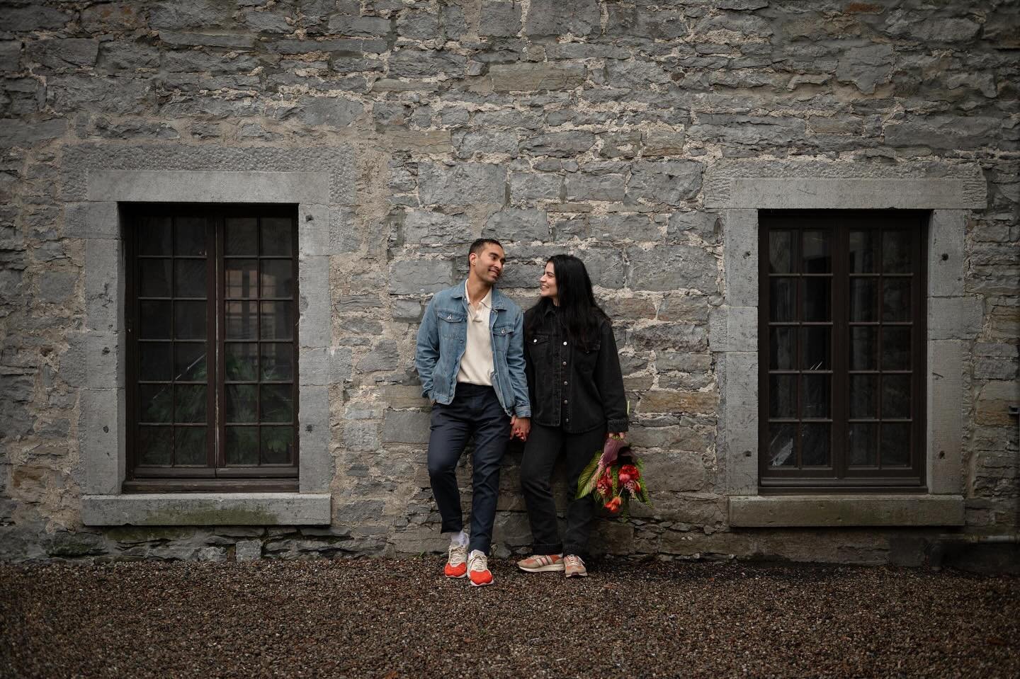 Simply them. 🖤

📸: @valerierosenphotography 
Bouquet: @suefia_fleuriste 💗
Location: @gibbysrestaurant 

#engagement