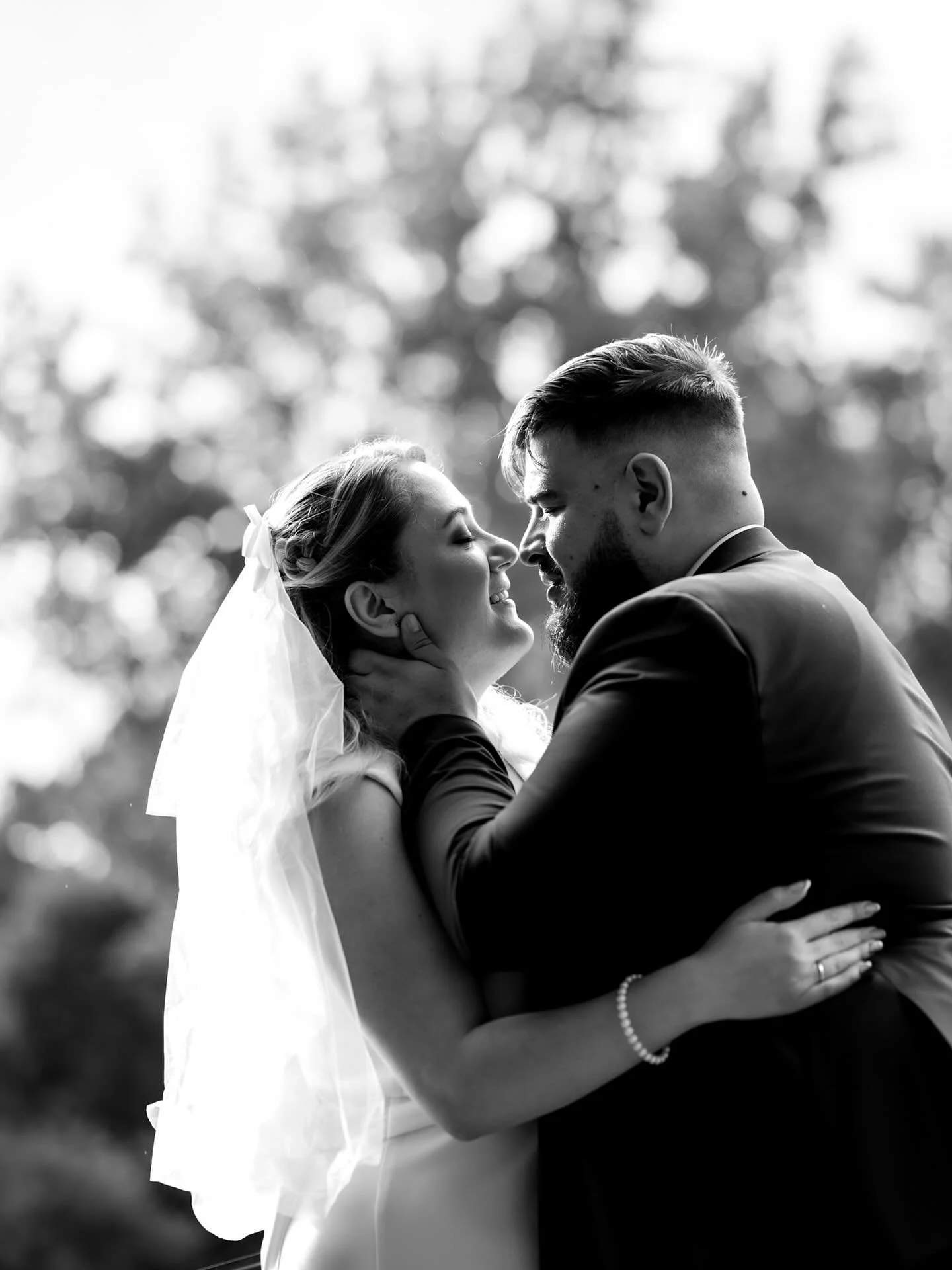 Varv &amp; Alex. An undeniable connection that speaks volumes and warms the heart&hellip;🥹

Dress: @lauracanada
Bridal shoes: @stevemaddencanada
Suit: @emilioguido.northamerica
Bouquet: @lelilifleurs
MUA &amp; Hair: @carolineshunbomua
Cake: @dolcepi