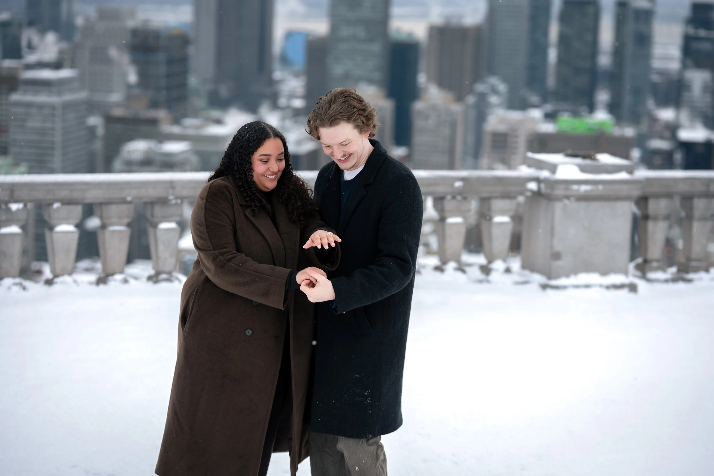 valerie-rosen-photography-surprise-proposal-engagement-montreal-kondiaronk-belvedere-marshail-9722.jpg