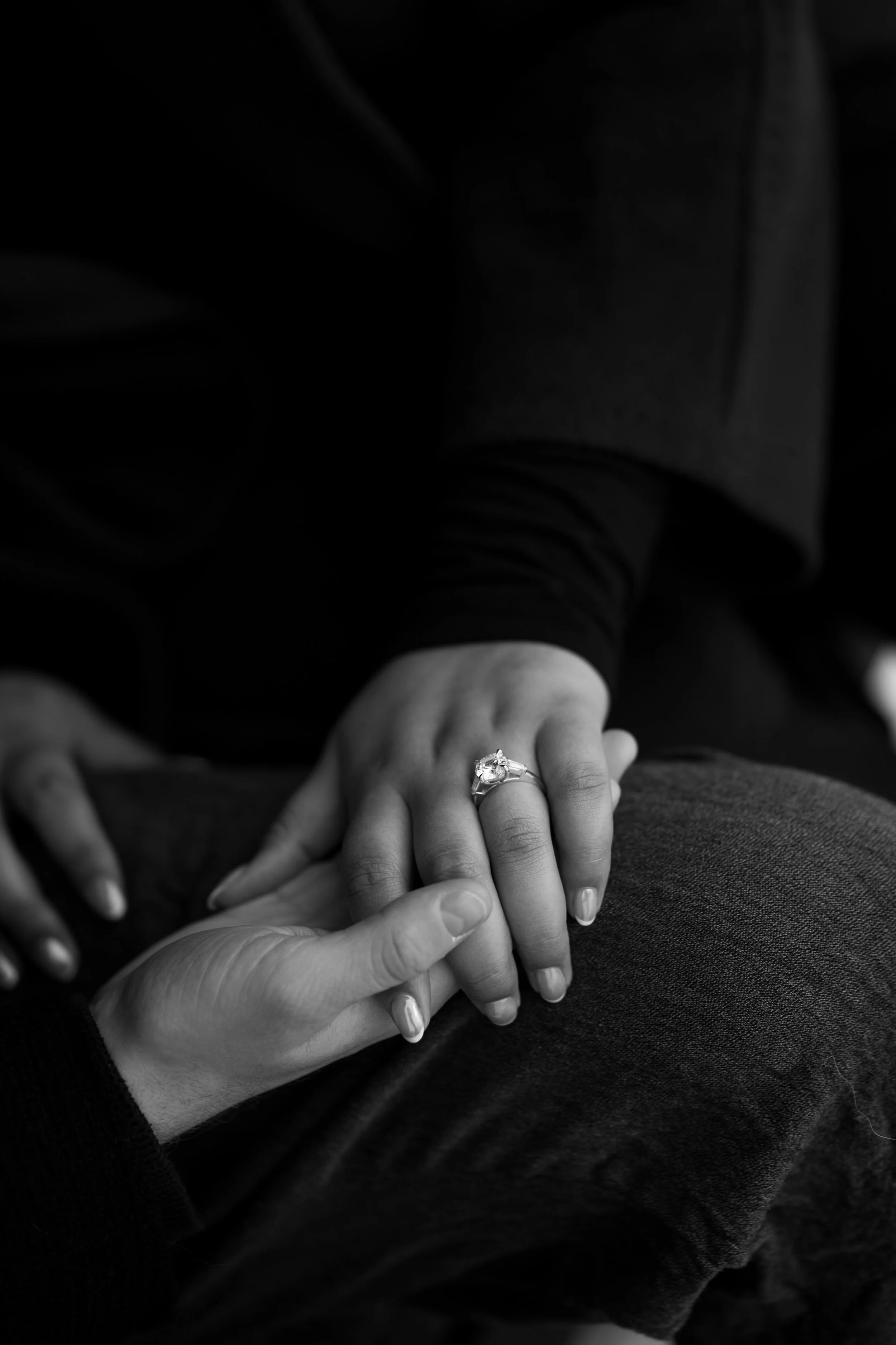 valerie-rosen-photography-surprise-proposal-engagement-montreal-kondiaronk-belvedere-marshail-9800.jpg