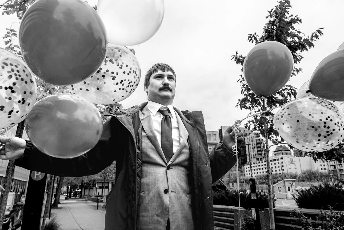 A moment for this unsung Montreal civil marriage ceremony hero from last season, who took his role of securing the ceremony decorations very seriously!🎈

📸: @valerierosenphotography 

[montreal wedding photographer, wedding ceremony, Valerie Rosen 